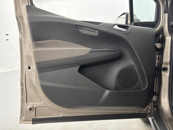 Vente en ligne Ford Tourneo Courier  1.0 E 100 BV6 S&S au prix de 14 490 €