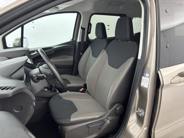 Vente en ligne Ford Tourneo Courier  1.0 E 100 BV6 S&S au prix de 14 490 €
