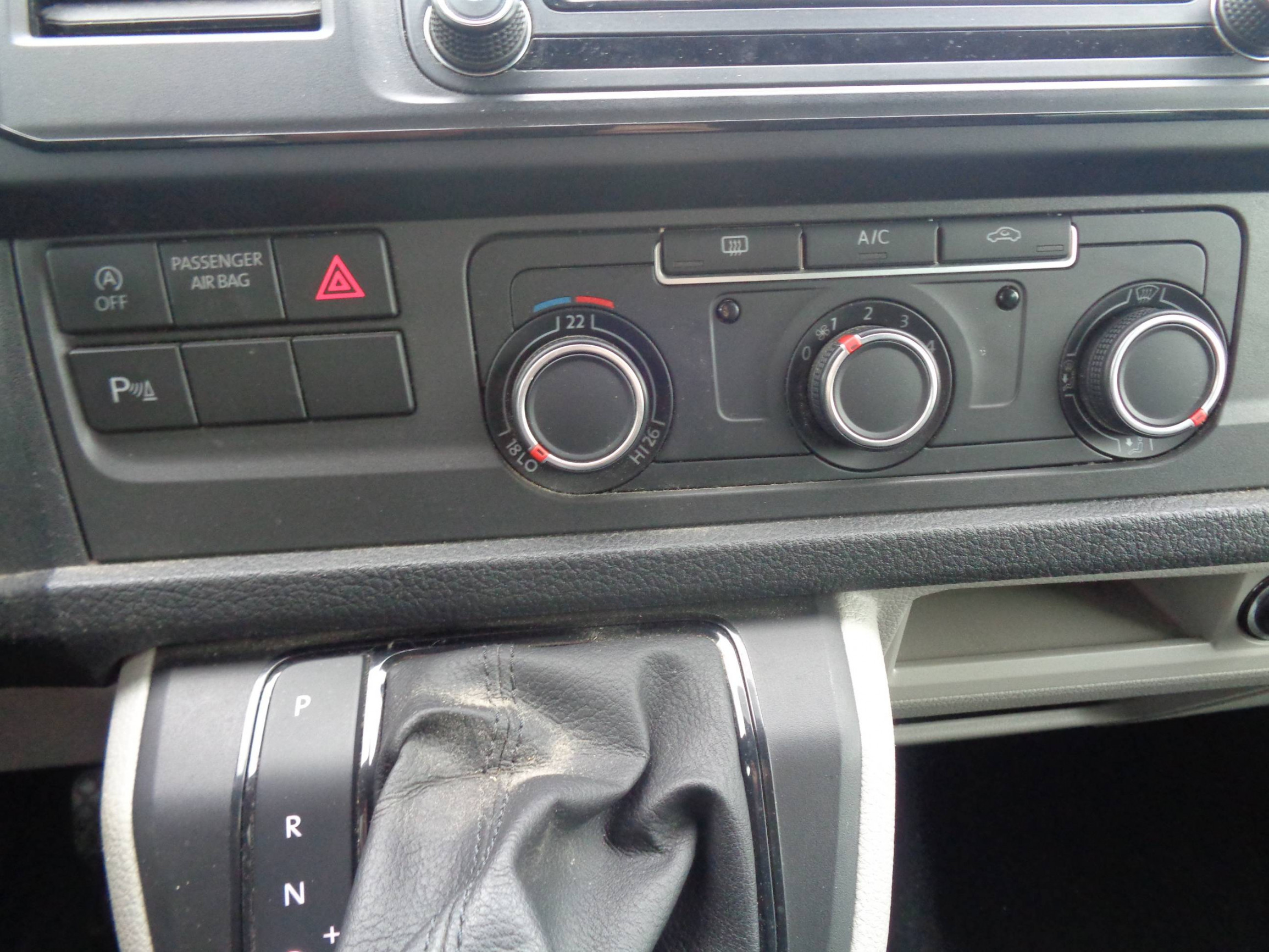 Vente en ligne Volkswagen Transporter  L1 2.0 TDI 204 DSG7 au prix de 30 990 €