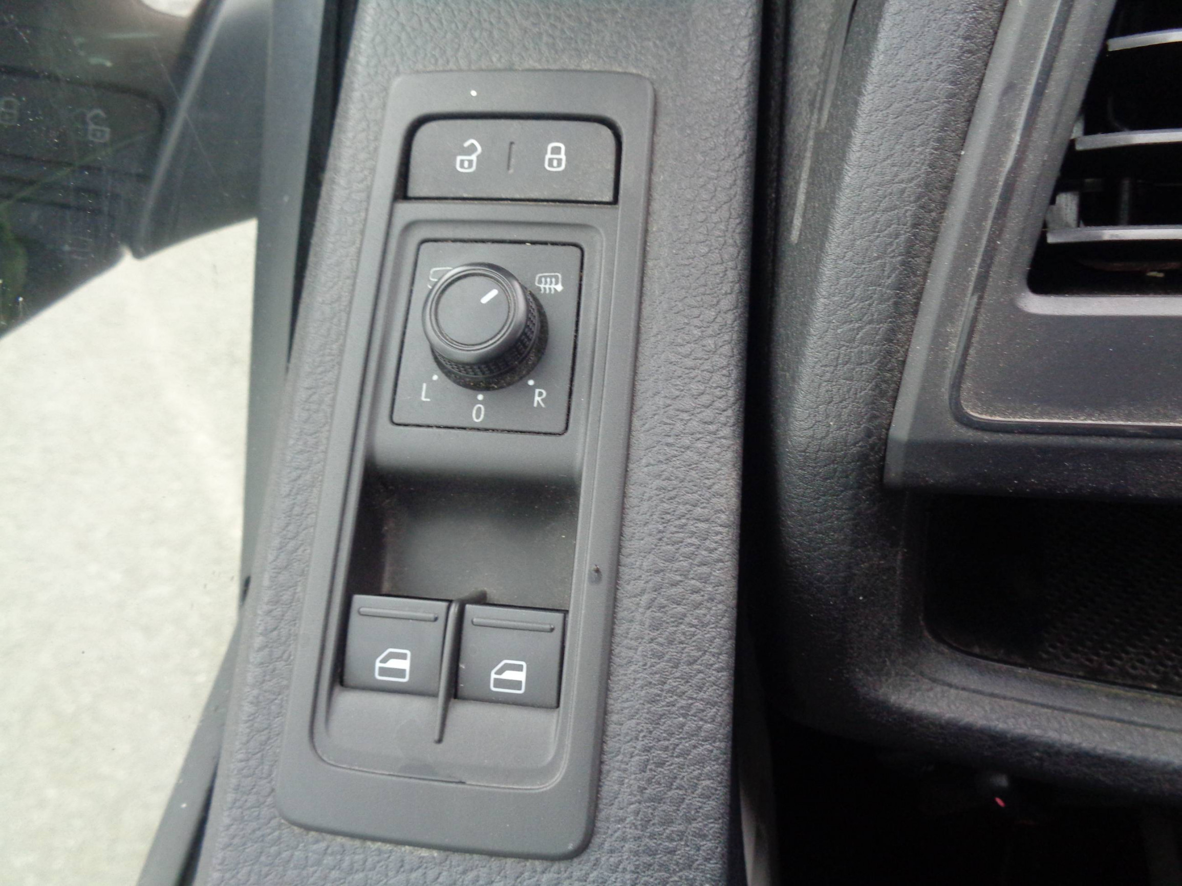 Vente en ligne Volkswagen Transporter  L1 2.0 TDI 204 DSG7 au prix de 30 990 €