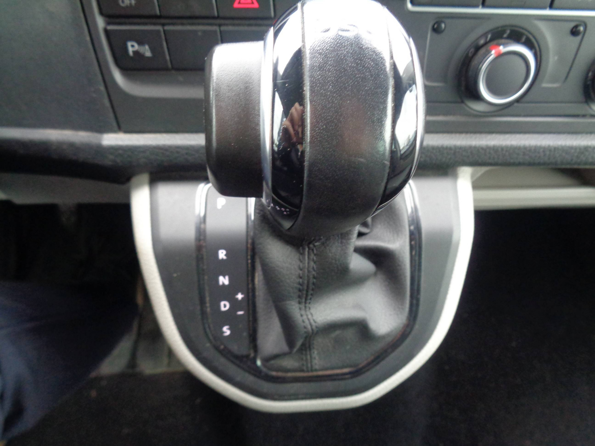 Vente en ligne Volkswagen Transporter  L1 2.0 TDI 204 DSG7 au prix de 30 990 €