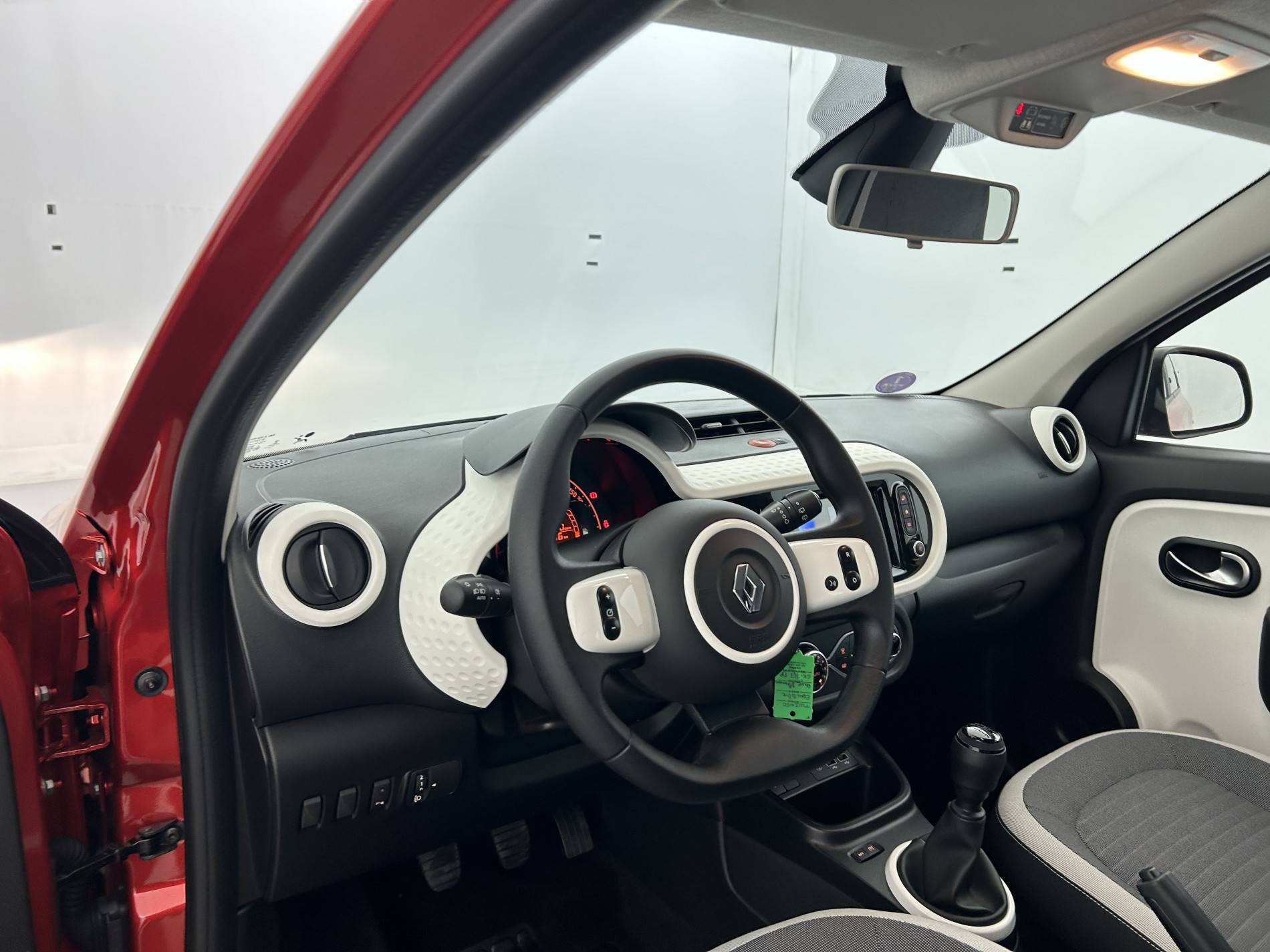 Vente en ligne Renault Twingo 3  SCe 65 au prix de 11 890 €