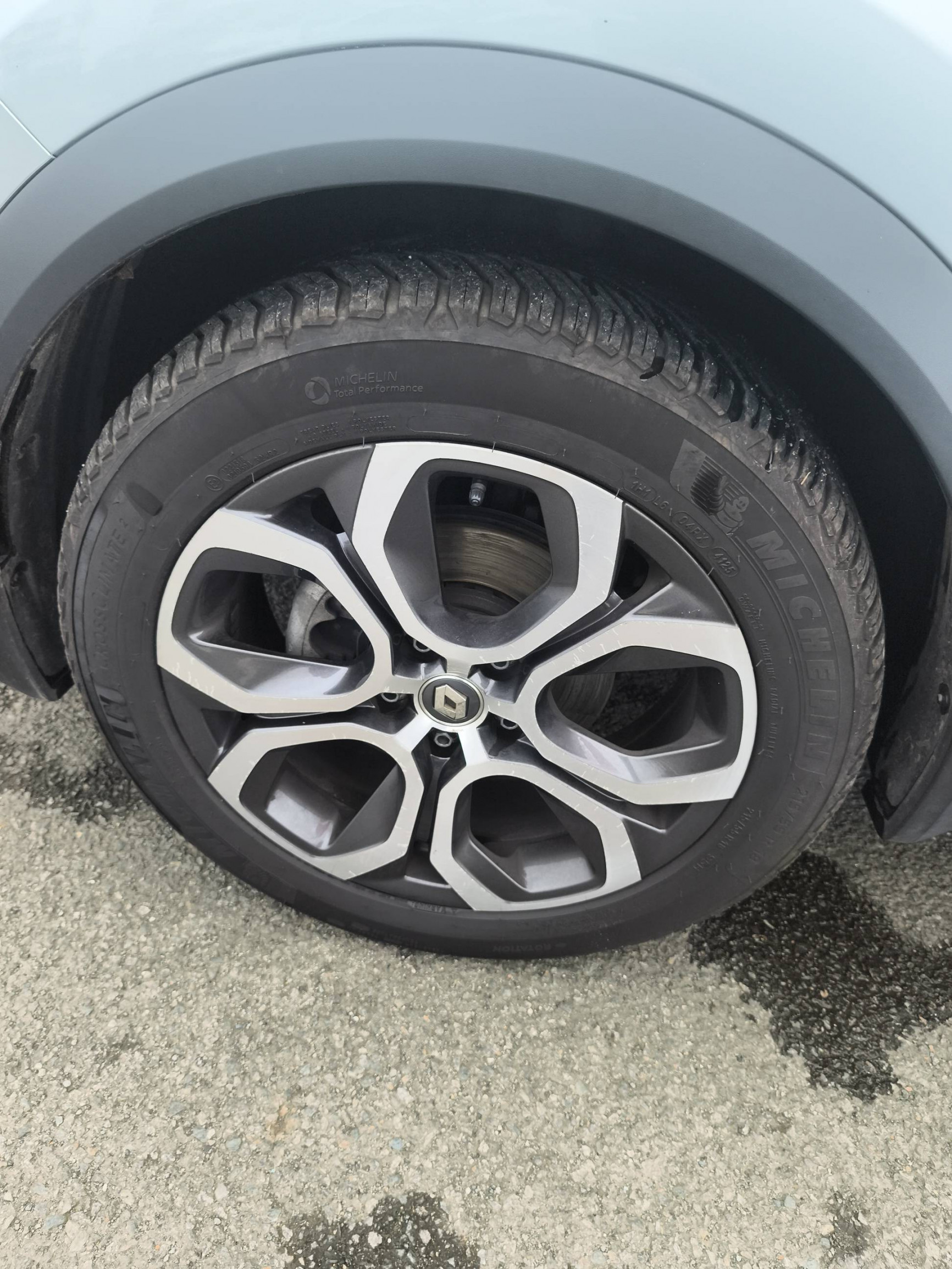 Vente en ligne Renault Captur  TCe 130 EDC FAP au prix de 17 490 €