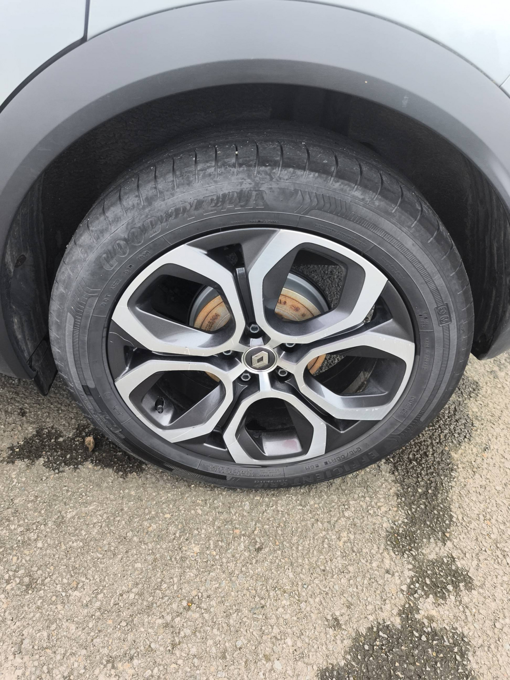 Vente en ligne Renault Captur  TCe 130 EDC FAP au prix de 17 490 €