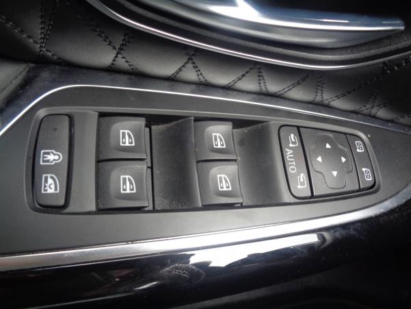 Vente en ligne Renault Espace 5 Espace Blue dCi 200 EDC au prix de 25 990 €