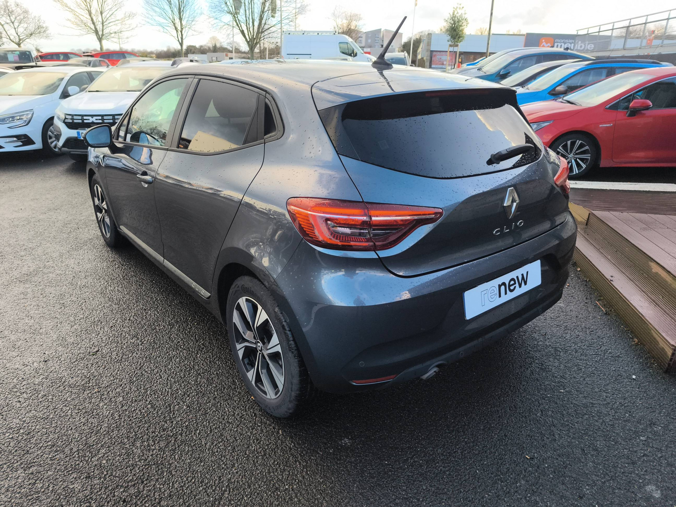 Vente en ligne Renault Clio 5 Clio TCe 90 - 21N au prix de 14 990 €