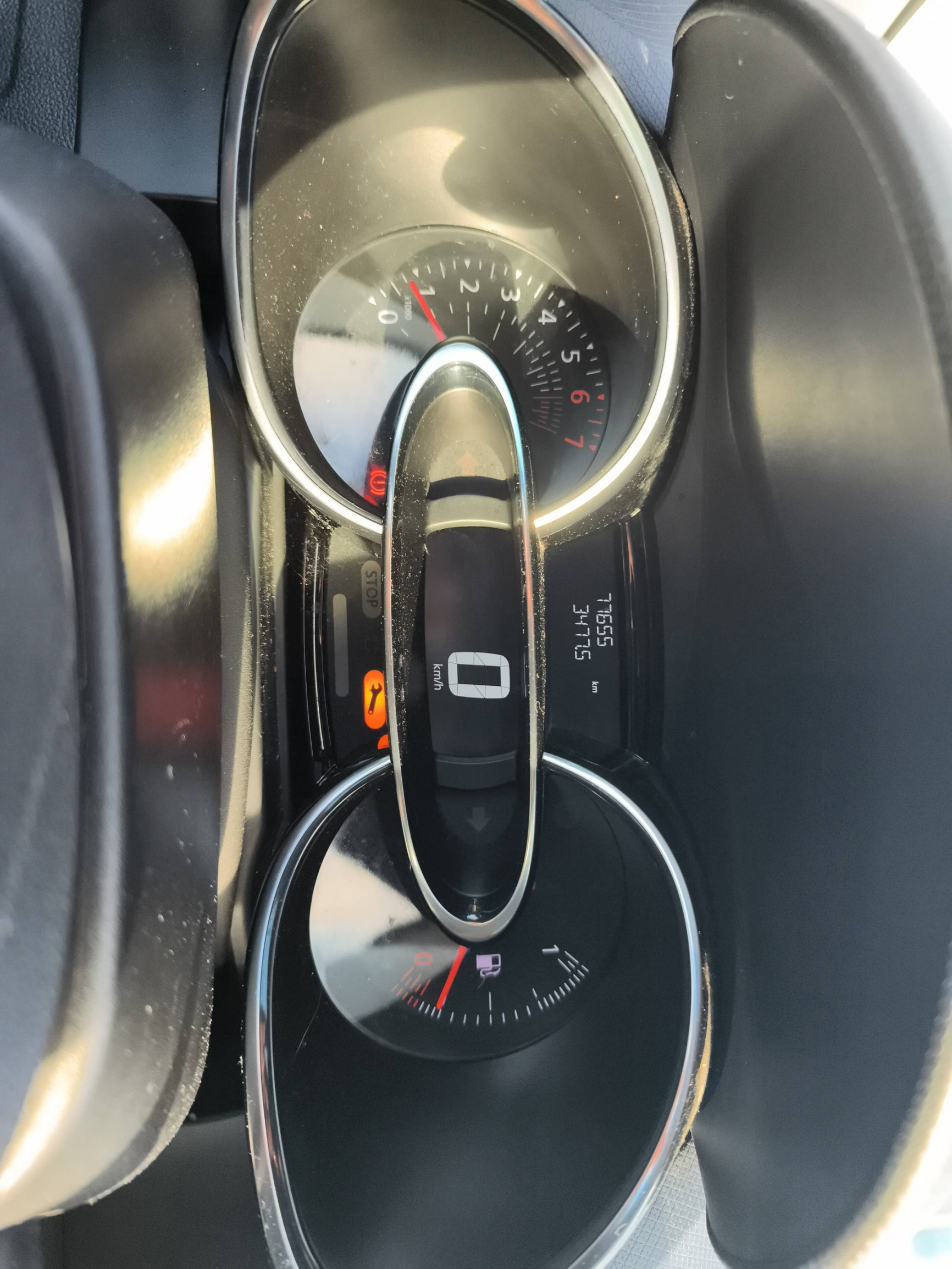 Vente en ligne Renault Clio 4 Estate Clio Estate TCe 120 Energy au prix de 11 990 €