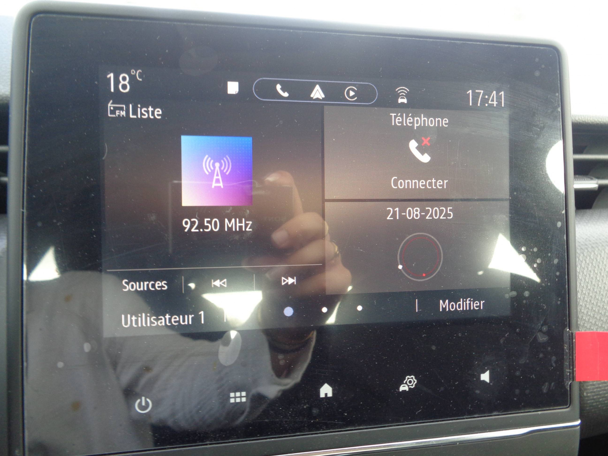 Vente en ligne Renault Clio 5 Clio TCe 90 au prix de 15 490 €