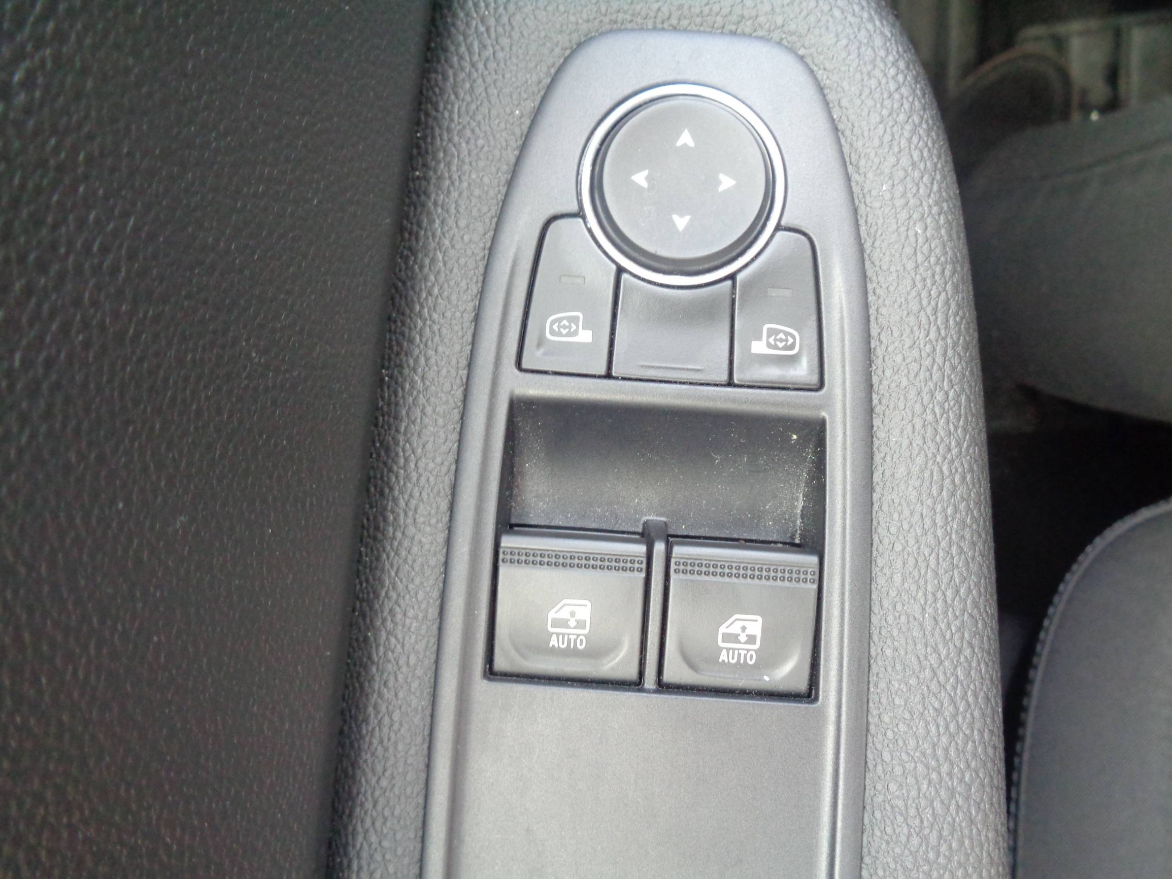 Vente en ligne Renault Clio 5 Clio TCe 90 au prix de 15 490 €