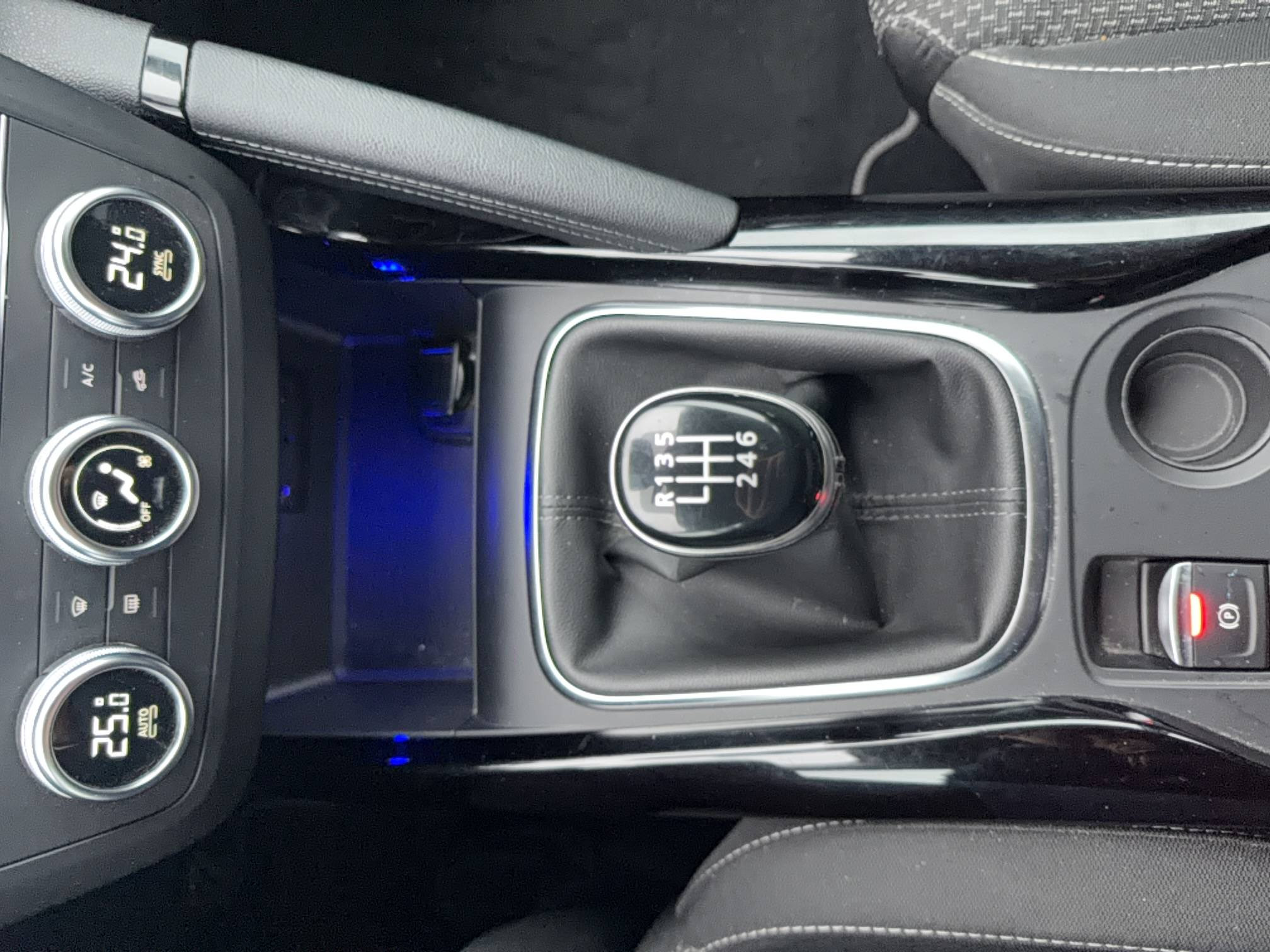 Vente en ligne Renault Kadjar  Blue dCi 115 au prix de 14 490 €