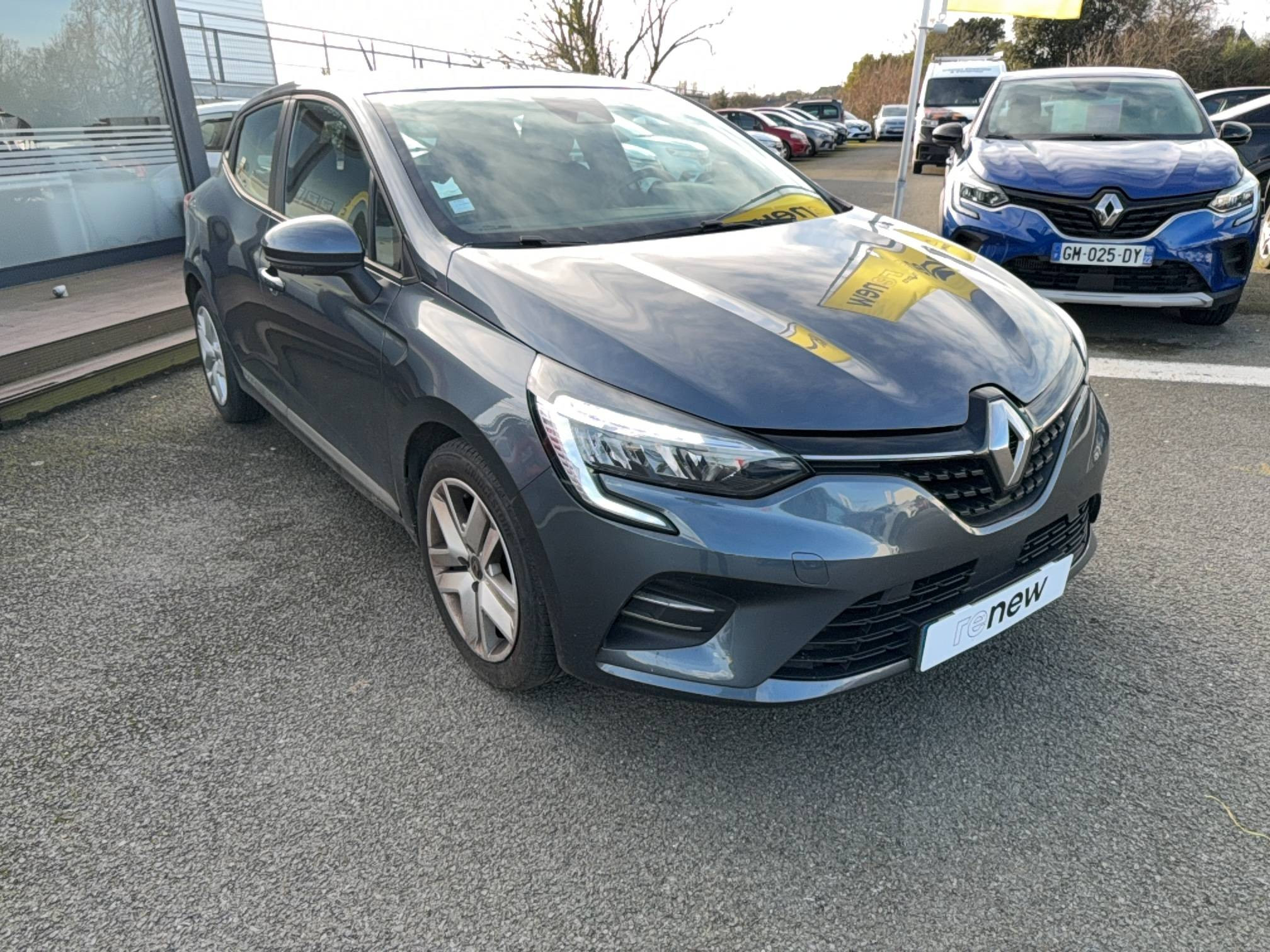 Vente en ligne Renault Clio 5 Clio TCe 90 - 21 au prix de 13 490 €