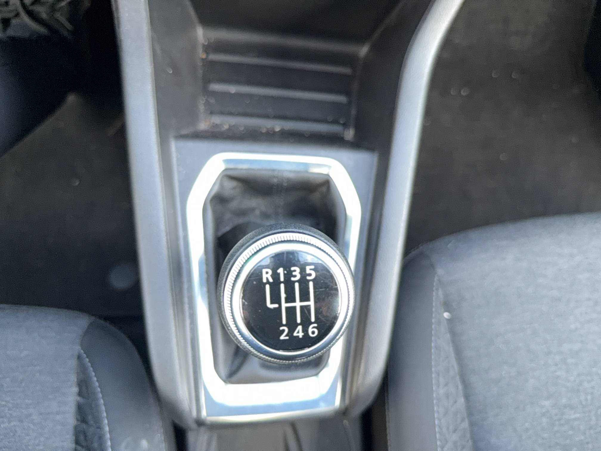 Vente en ligne Renault Clio 5 Clio TCe 90 - 21 au prix de 13 490 €