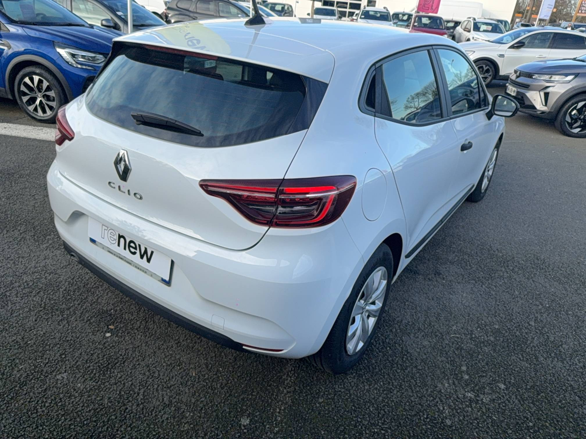 Vente en ligne Renault Clio 5 Clio SCe 65 au prix de 13 490 €