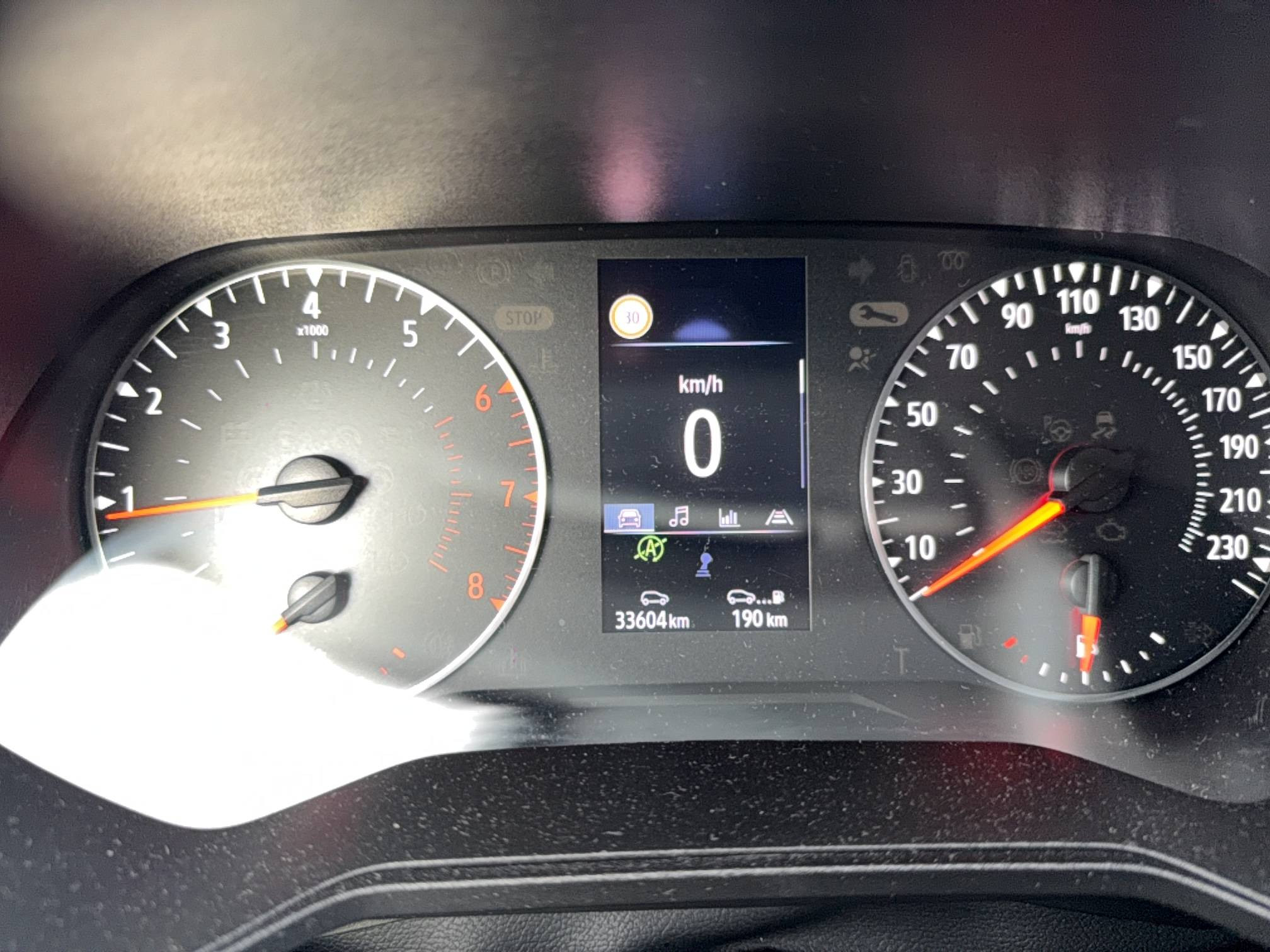 Vente en ligne Renault Clio 5 Clio TCe 90 - 21 au prix de 13 490 €