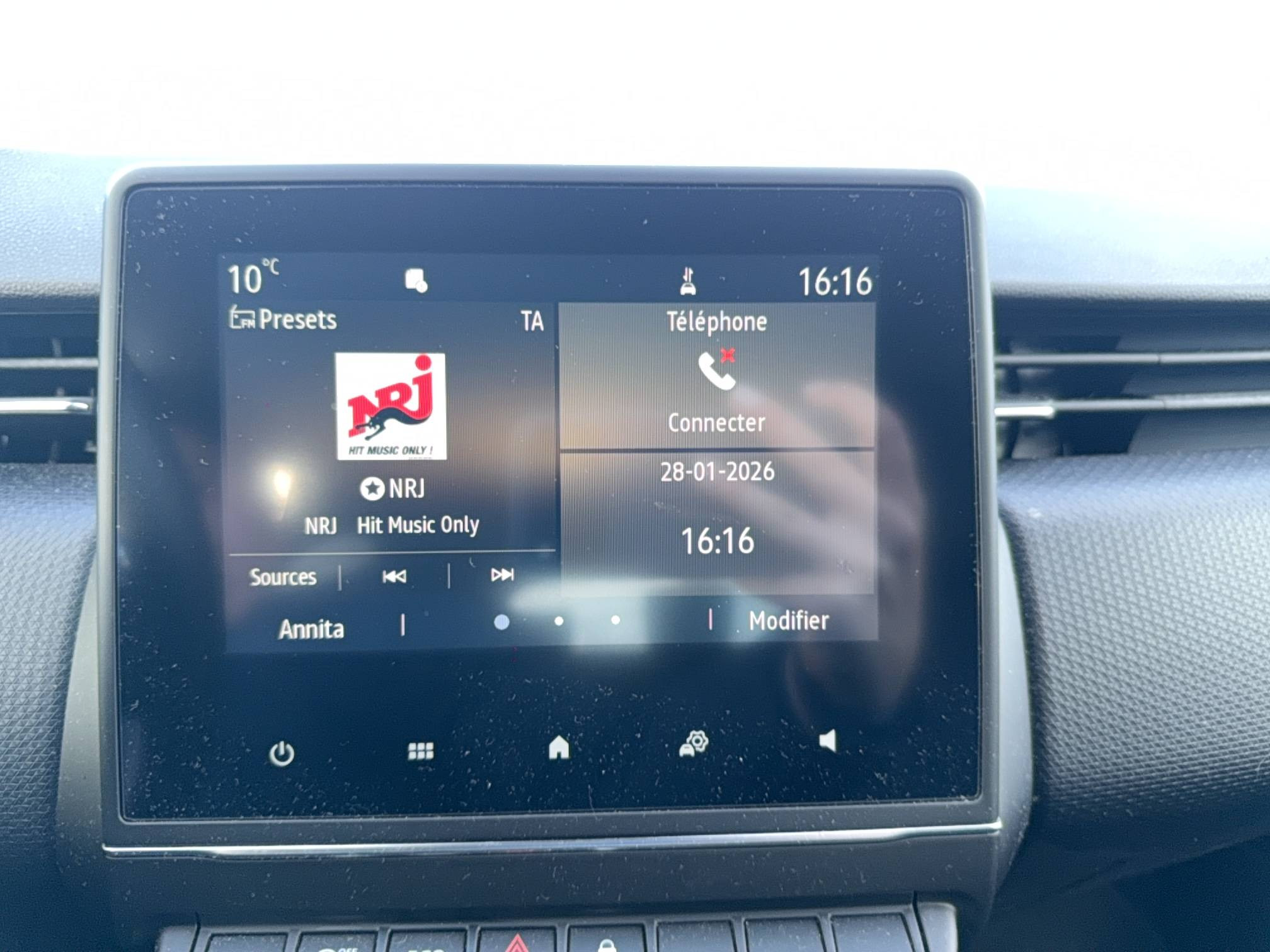 Vente en ligne Renault Clio 5 Clio TCe 90 - 21 au prix de 13 490 €