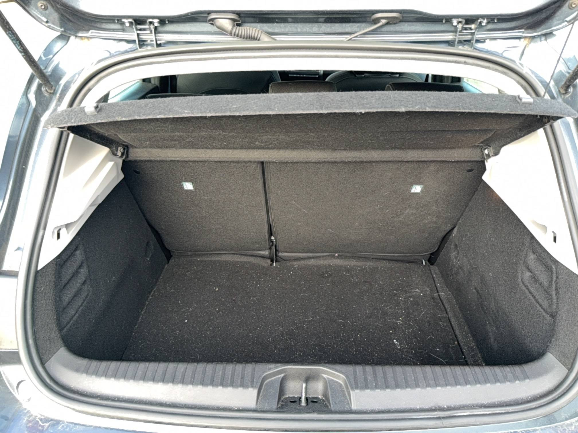 Vente en ligne Renault Clio 5 Clio TCe 90 - 21 au prix de 13 490 €