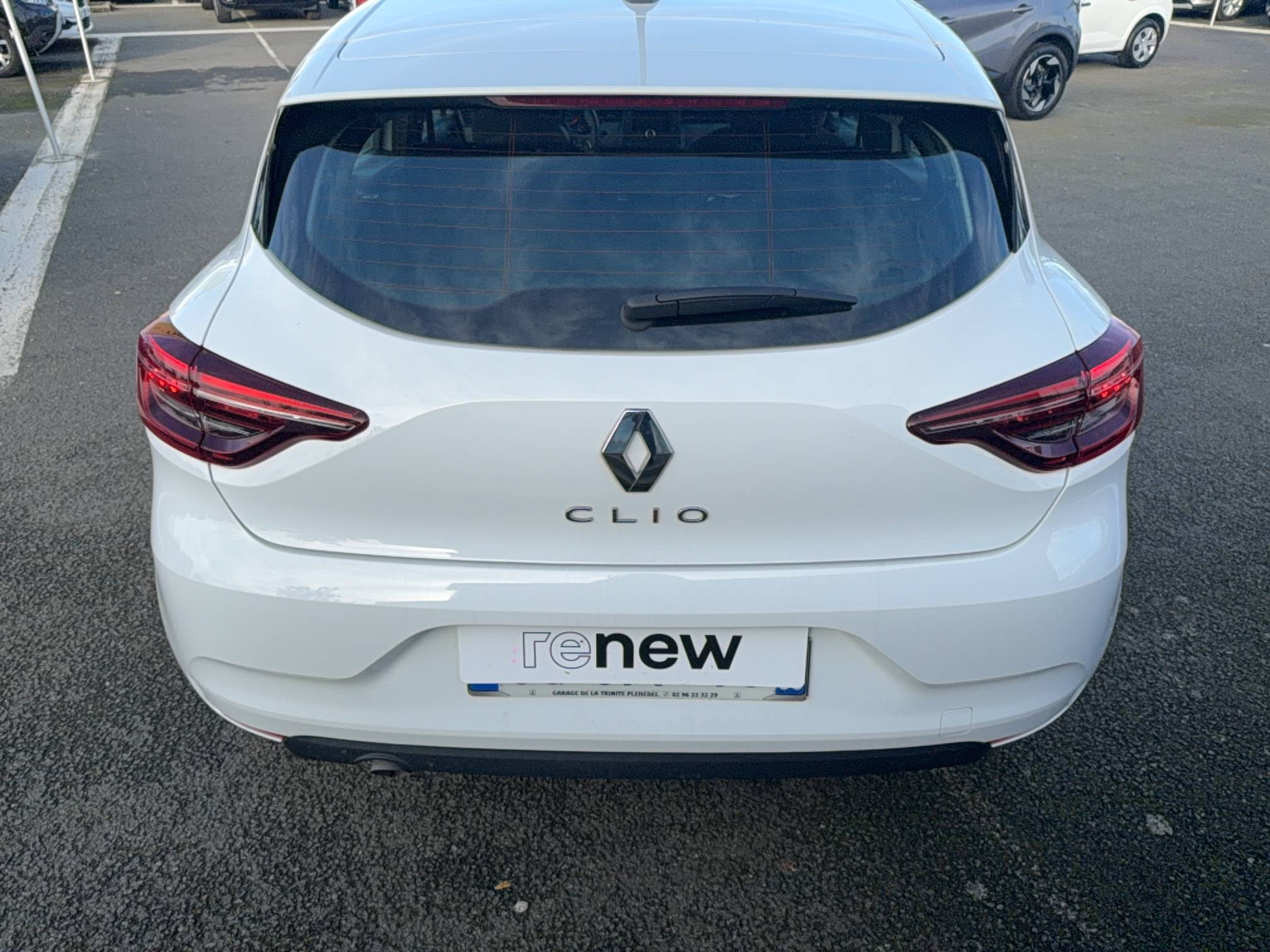 Vente en ligne Renault Clio 5 Clio SCe 65 au prix de 13 490 €