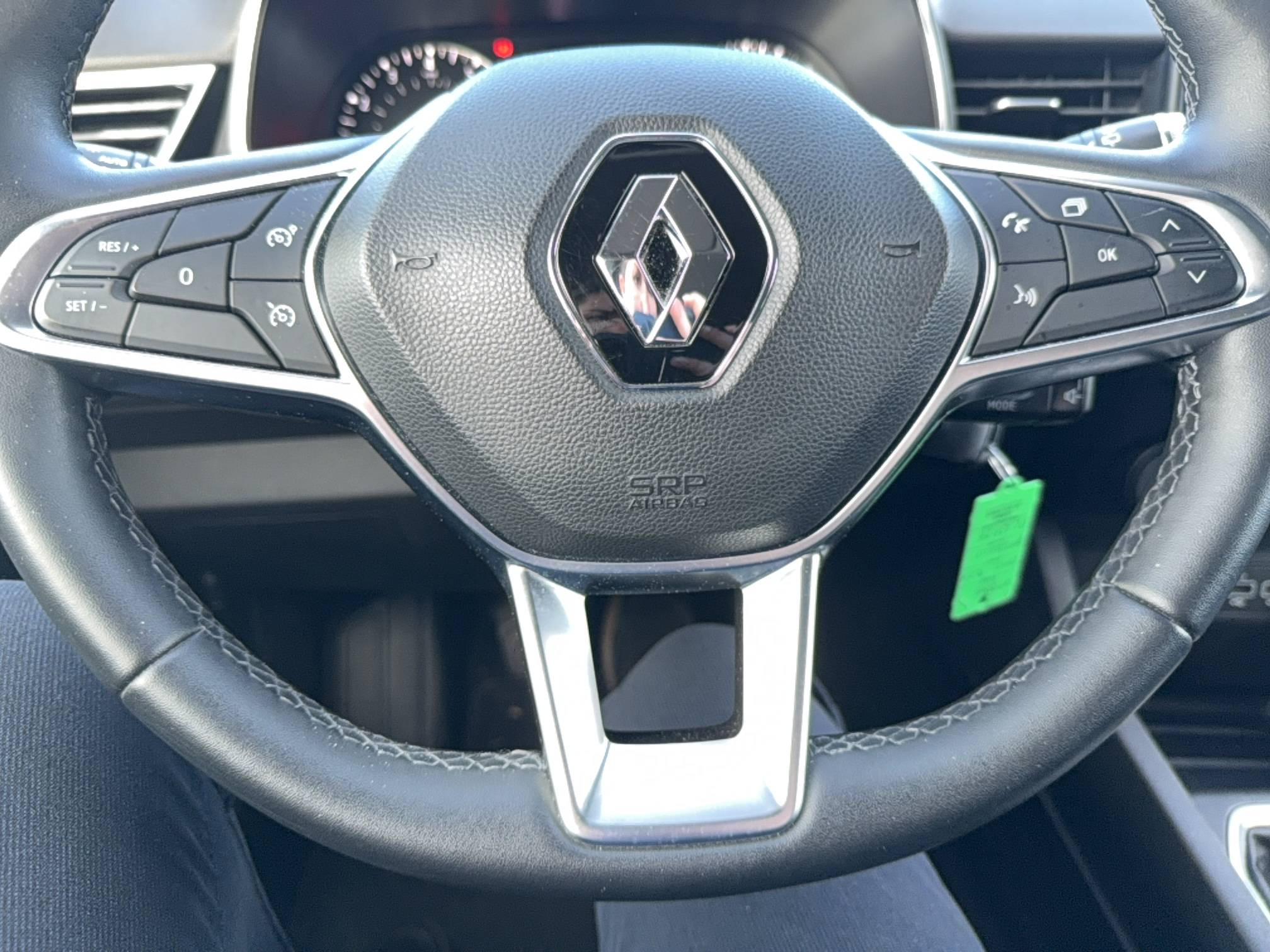 Vente en ligne Renault Clio 5 Clio TCe 90 - 21 au prix de 13 490 €