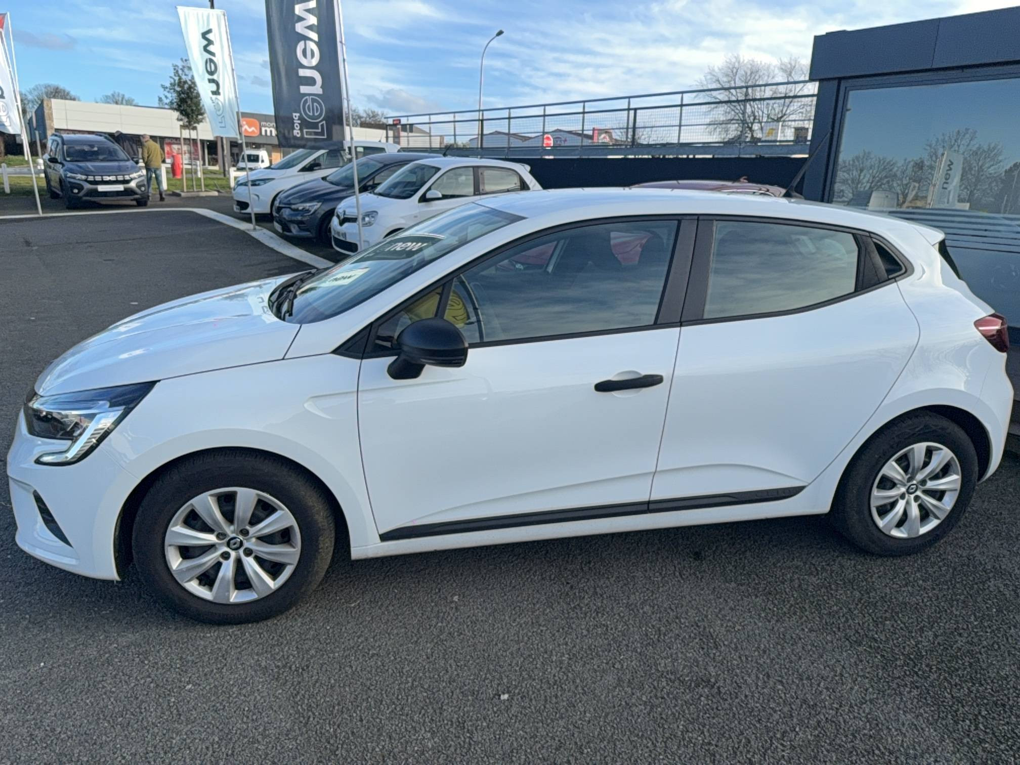 Vente en ligne Renault Clio 5 Clio SCe 65 au prix de 12 990 €