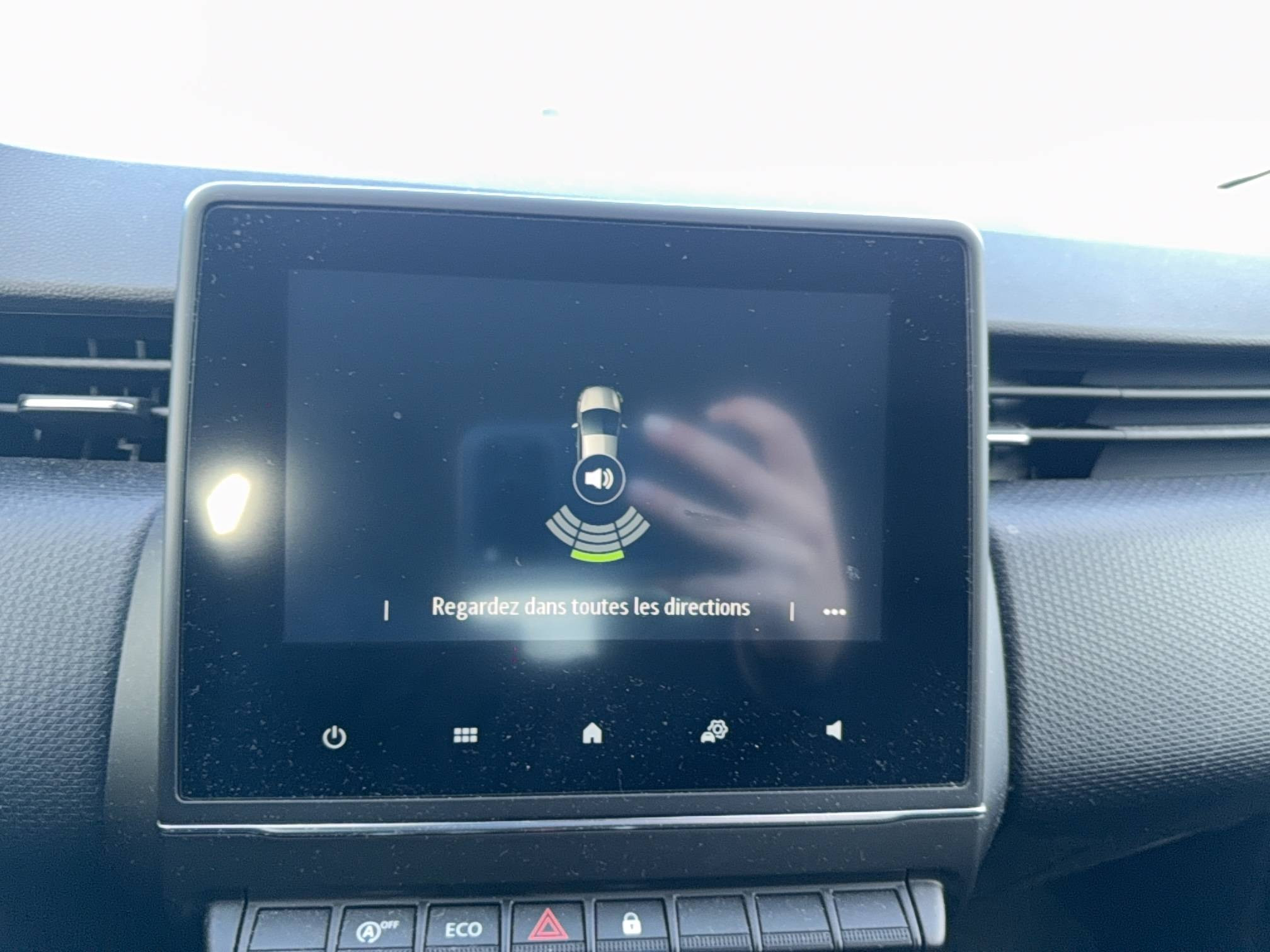 Vente en ligne Renault Clio 5 Clio TCe 90 - 21 au prix de 13 490 €