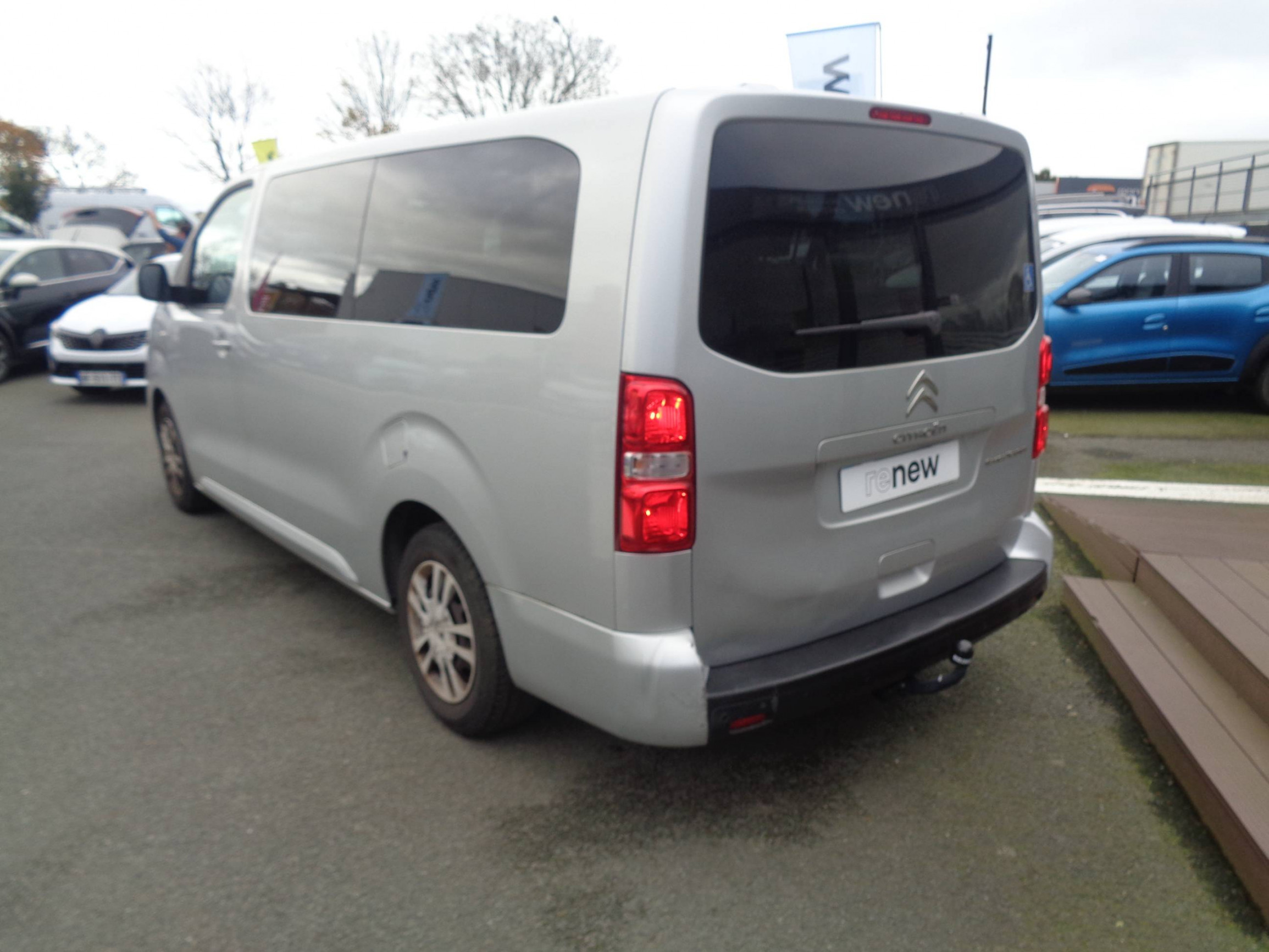 Vente en ligne Citroën Spacetourer Spacetourer XL BlueHDi 120 S&S BVM6 au prix de 23 890 €