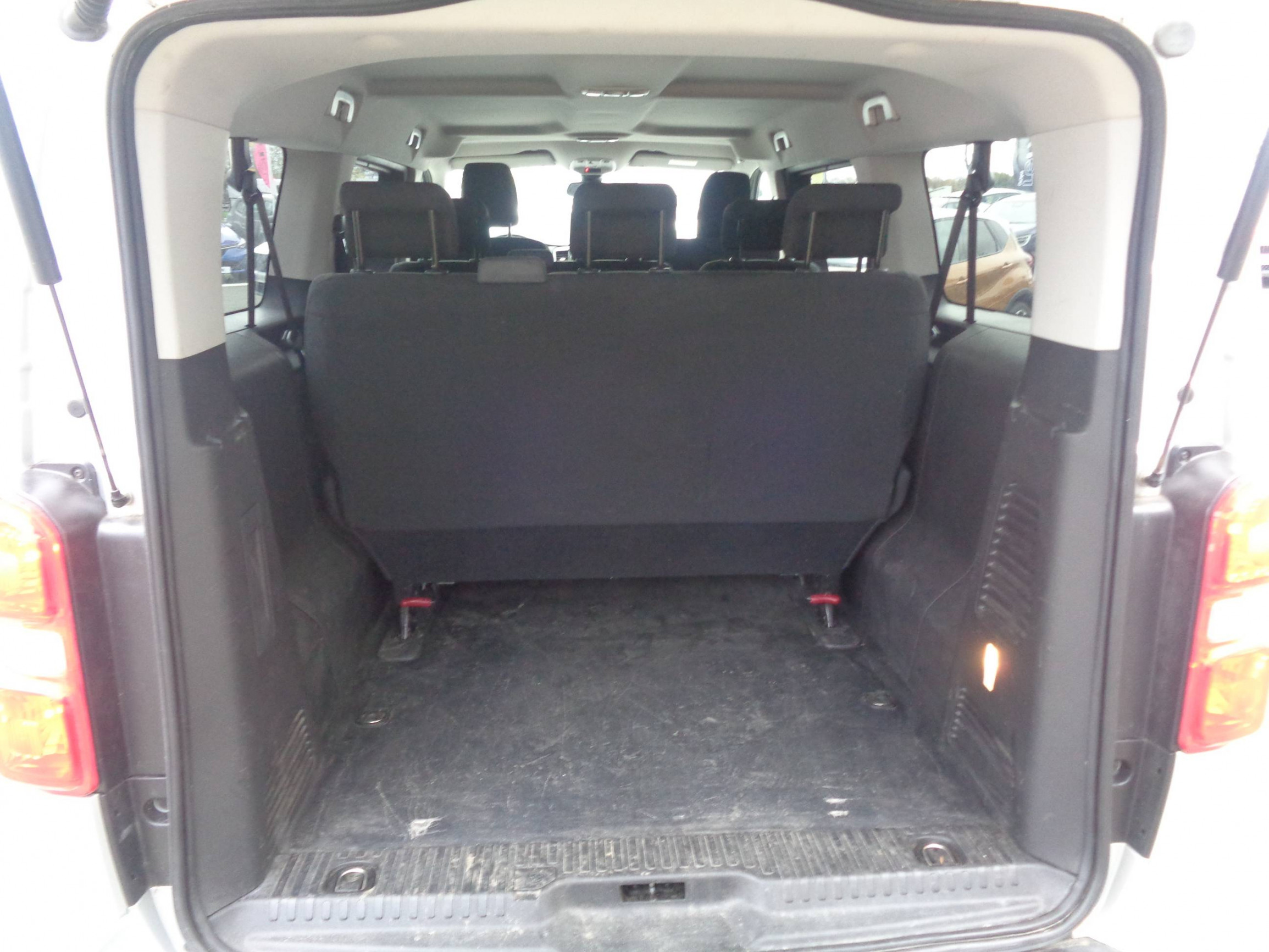 Vente en ligne Citroën Spacetourer Spacetourer XL BlueHDi 120 S&S BVM6 au prix de 23 890 €