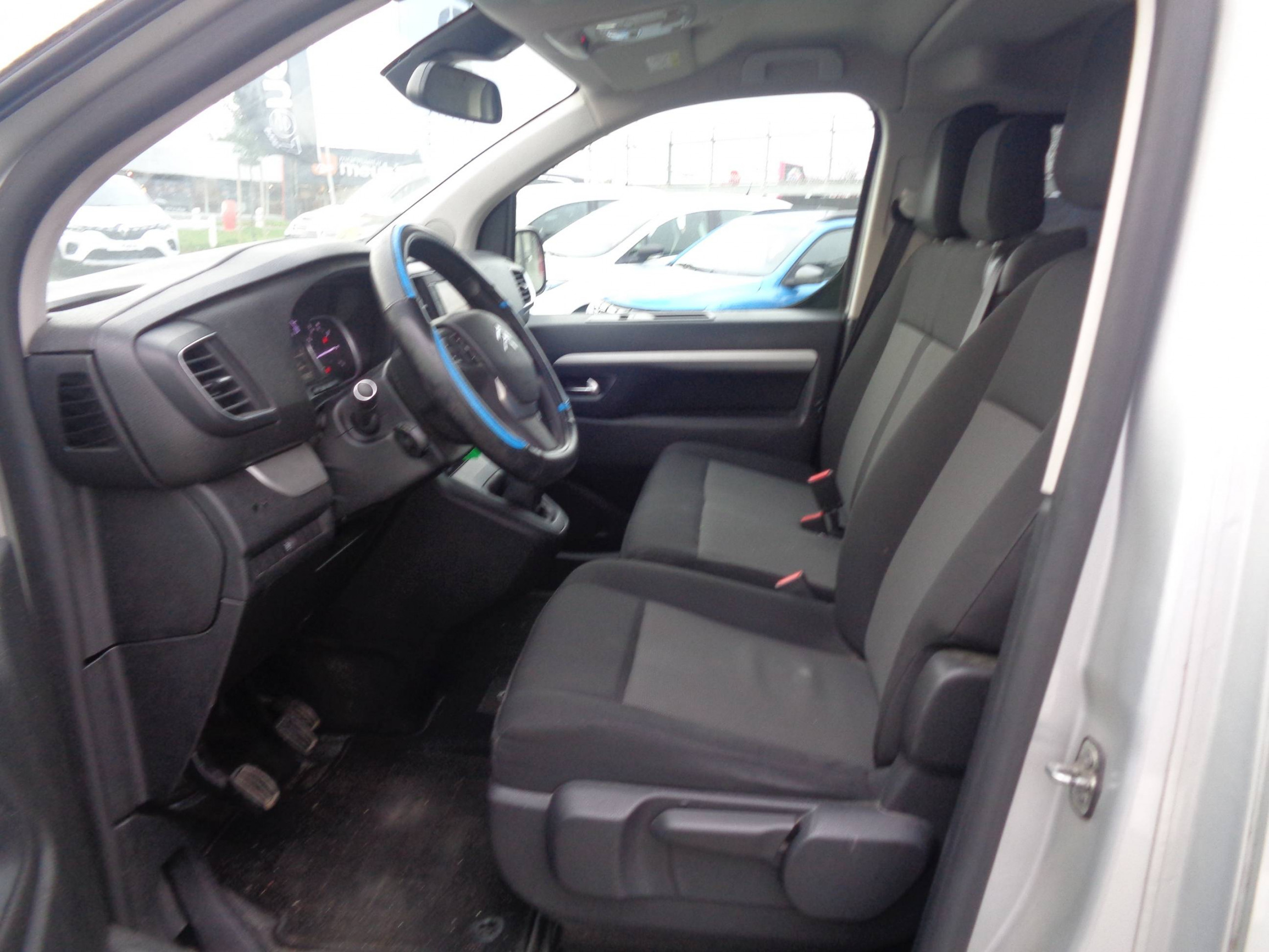 Vente en ligne Citroën Spacetourer Spacetourer XL BlueHDi 120 S&S BVM6 au prix de 23 890 €