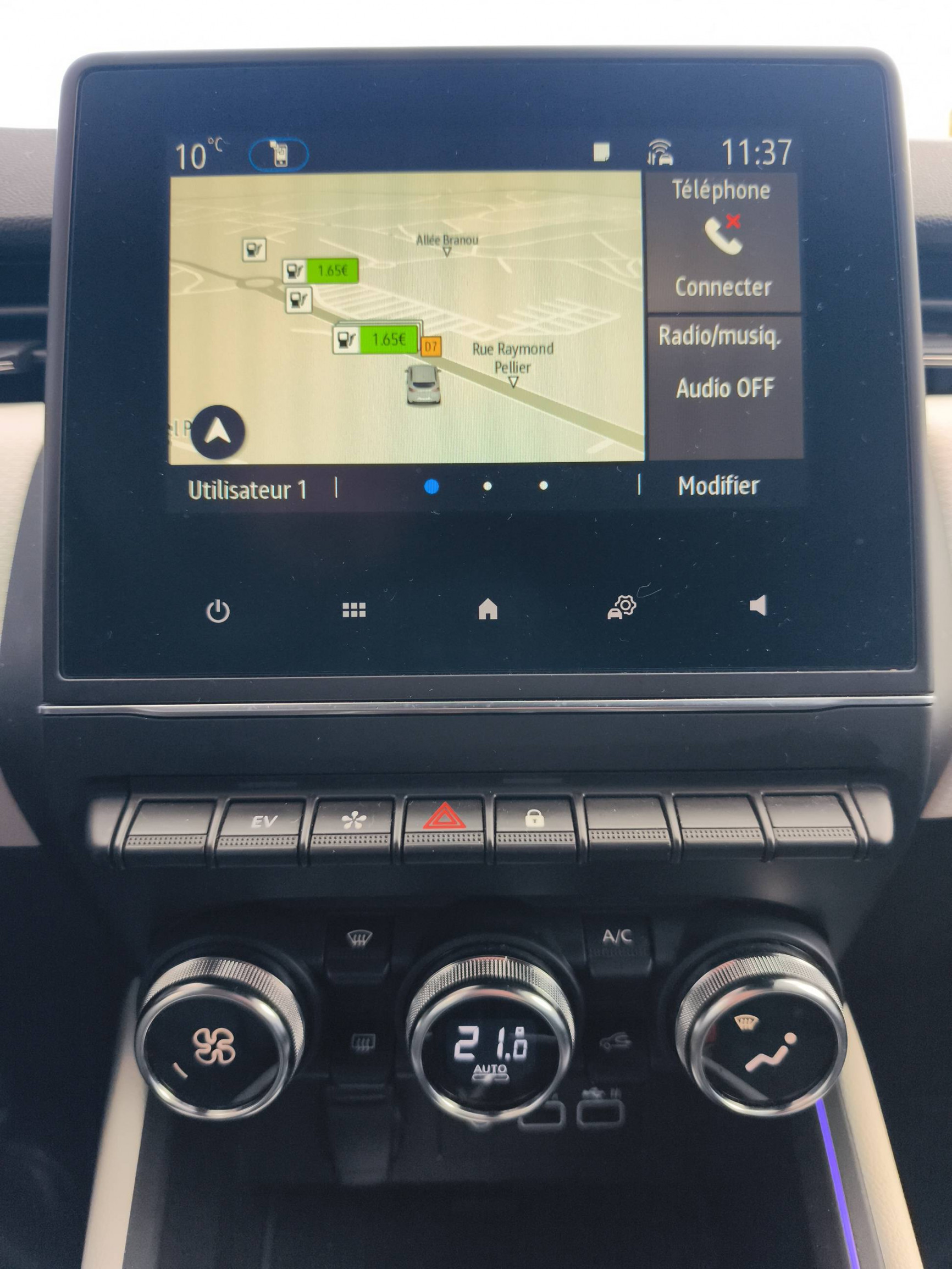 Vente en ligne Renault Clio 5 Clio E-Tech full hybrid 145 au prix de 18 490 €