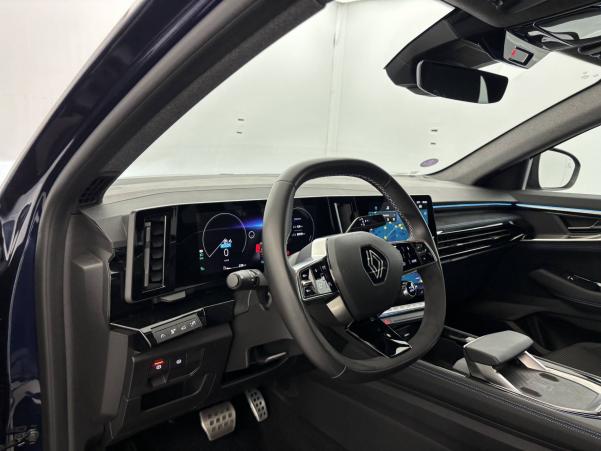 Vente en ligne Renault Espace Espace E-Tech hybrid 200 au prix de 35 900 €