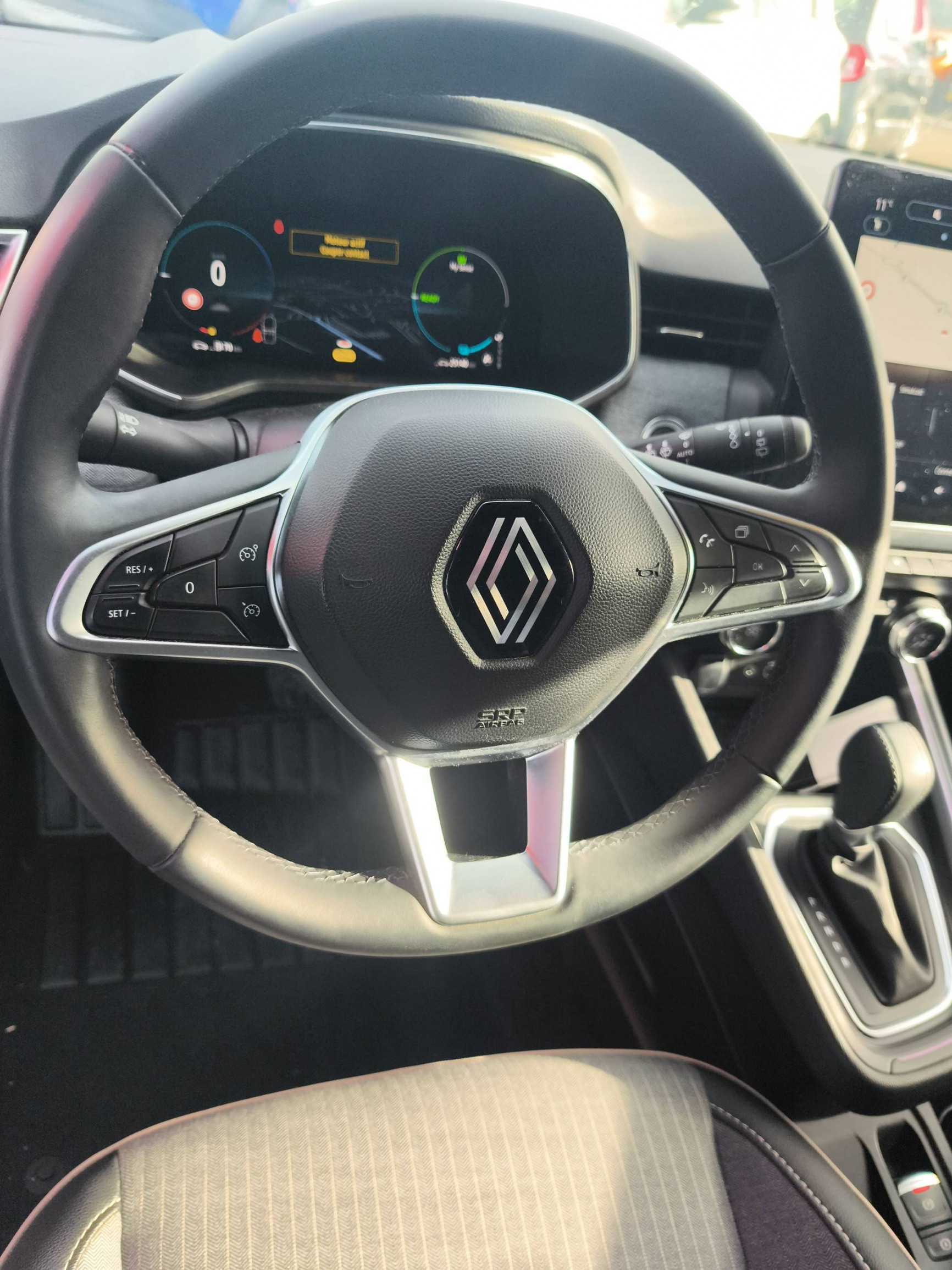 Vente en ligne Renault Clio 5 Clio E-Tech full hybrid 145 au prix de 19 290 €