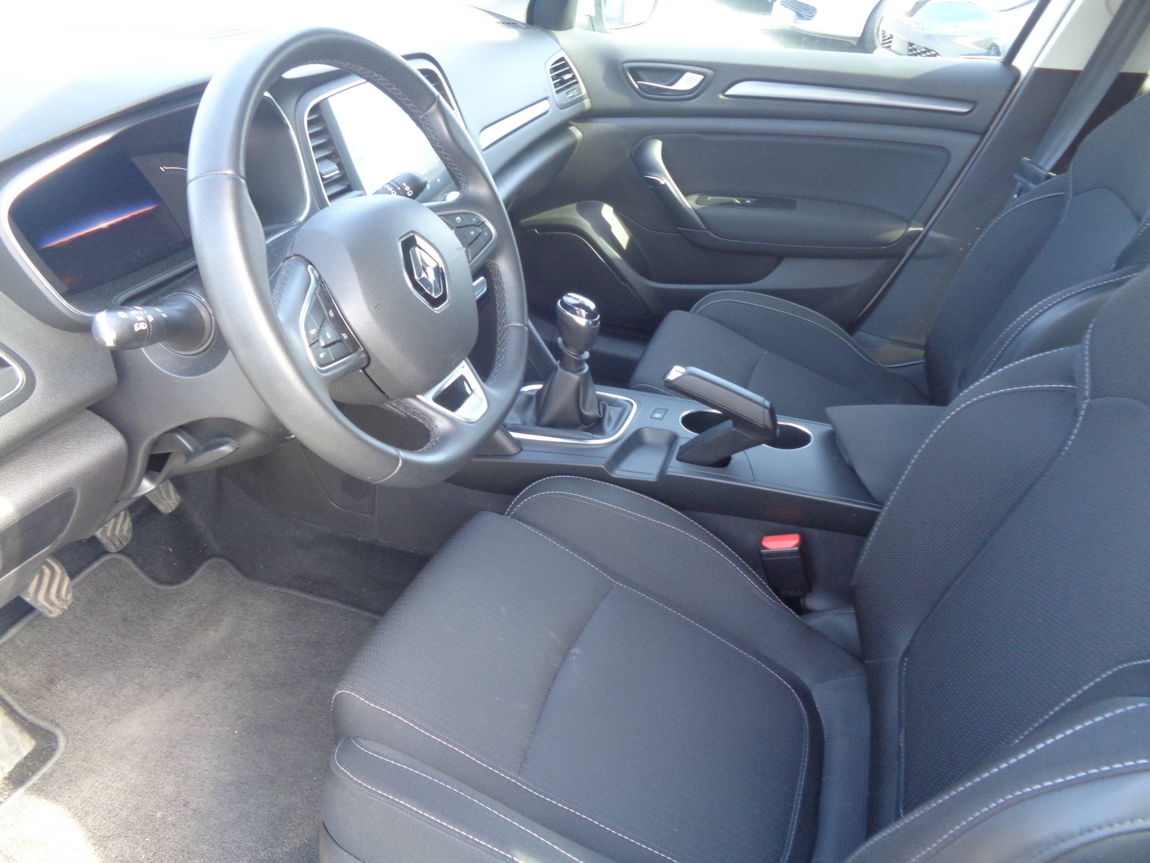 Vente en ligne Renault Megane 4 Mégane IV Berline Blue dCi 115 - 20 au prix de 14 190 €