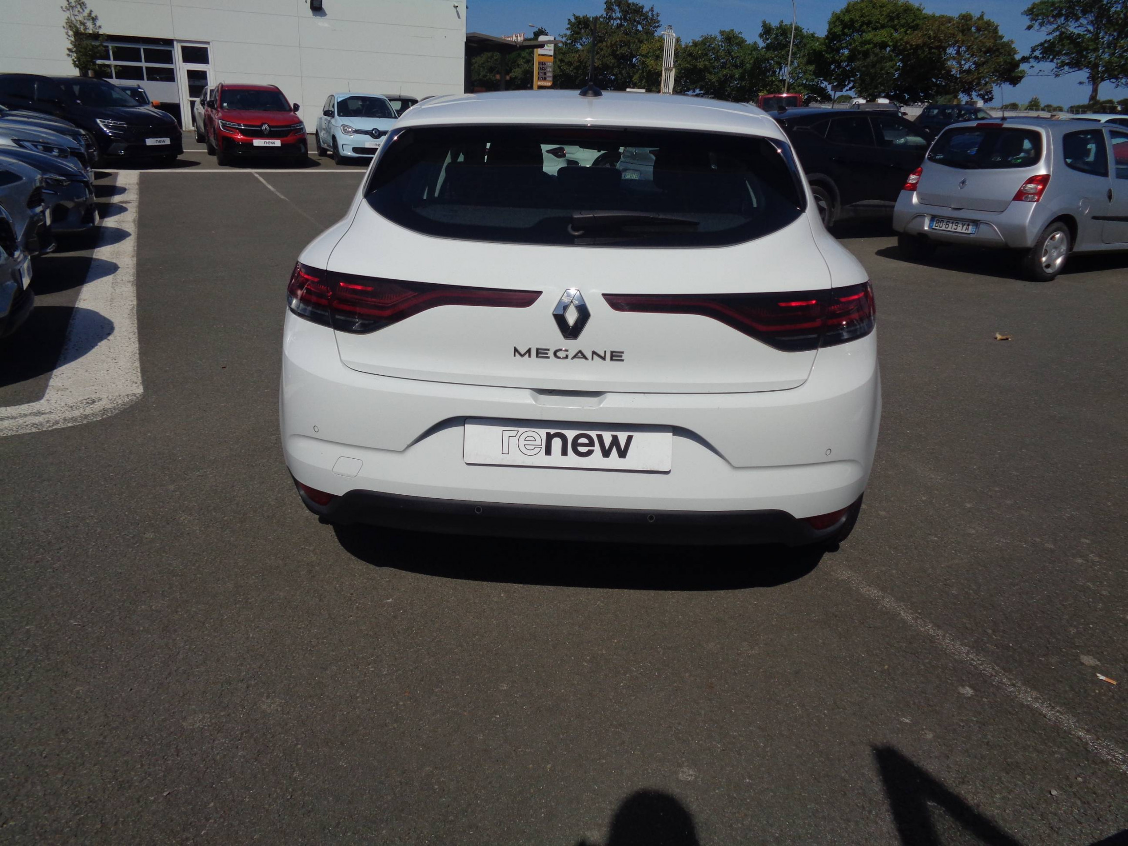 Vente en ligne Renault Megane 4 Mégane IV Berline Blue dCi 115 - 20 au prix de 14 190 €