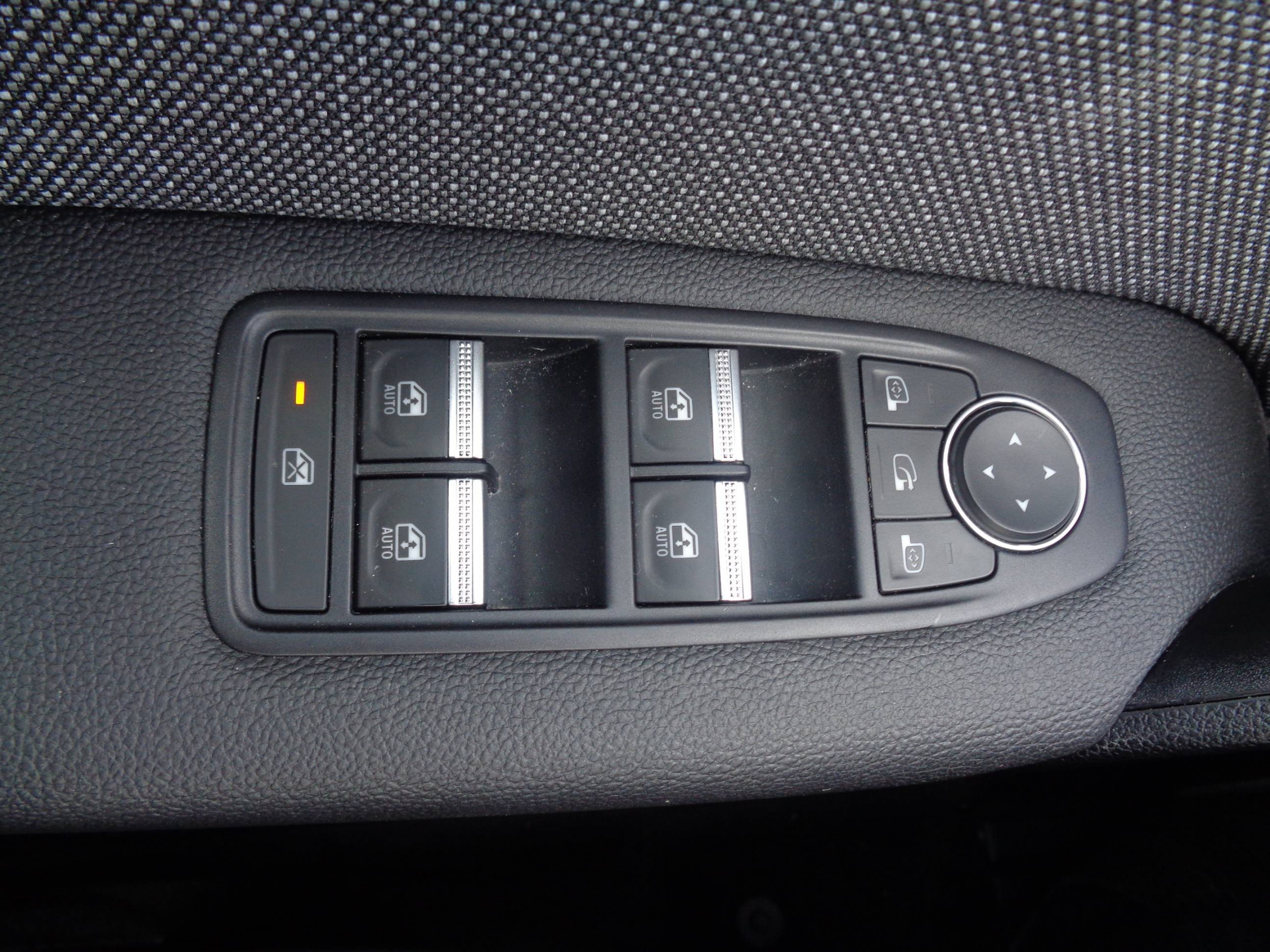 Vente en ligne Renault Captur  E-Tech full hybrid 145 ch au prix de 25 890 €