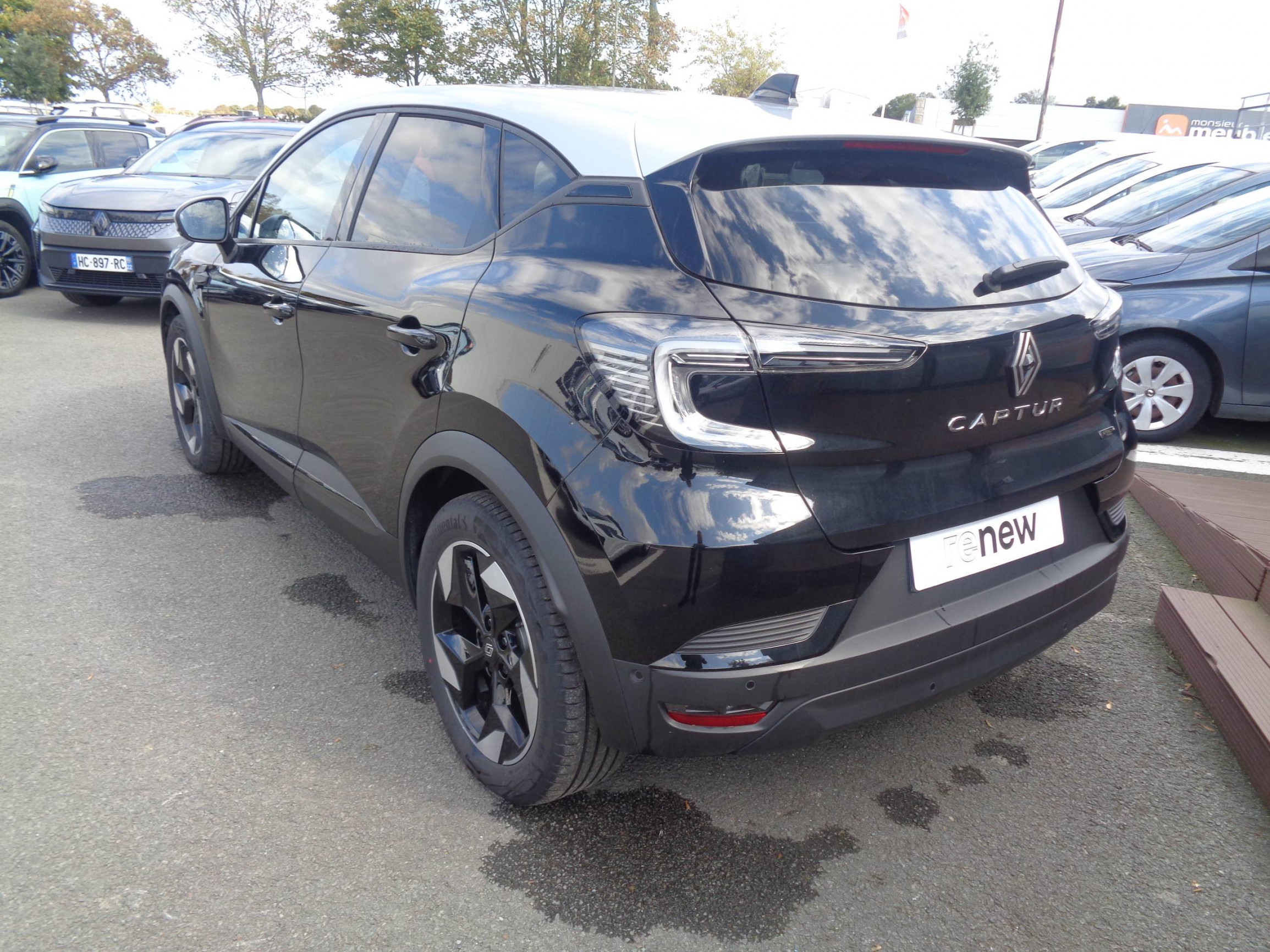 Vente en ligne Renault Captur  E-Tech full hybrid 145 ch au prix de 25 890 €