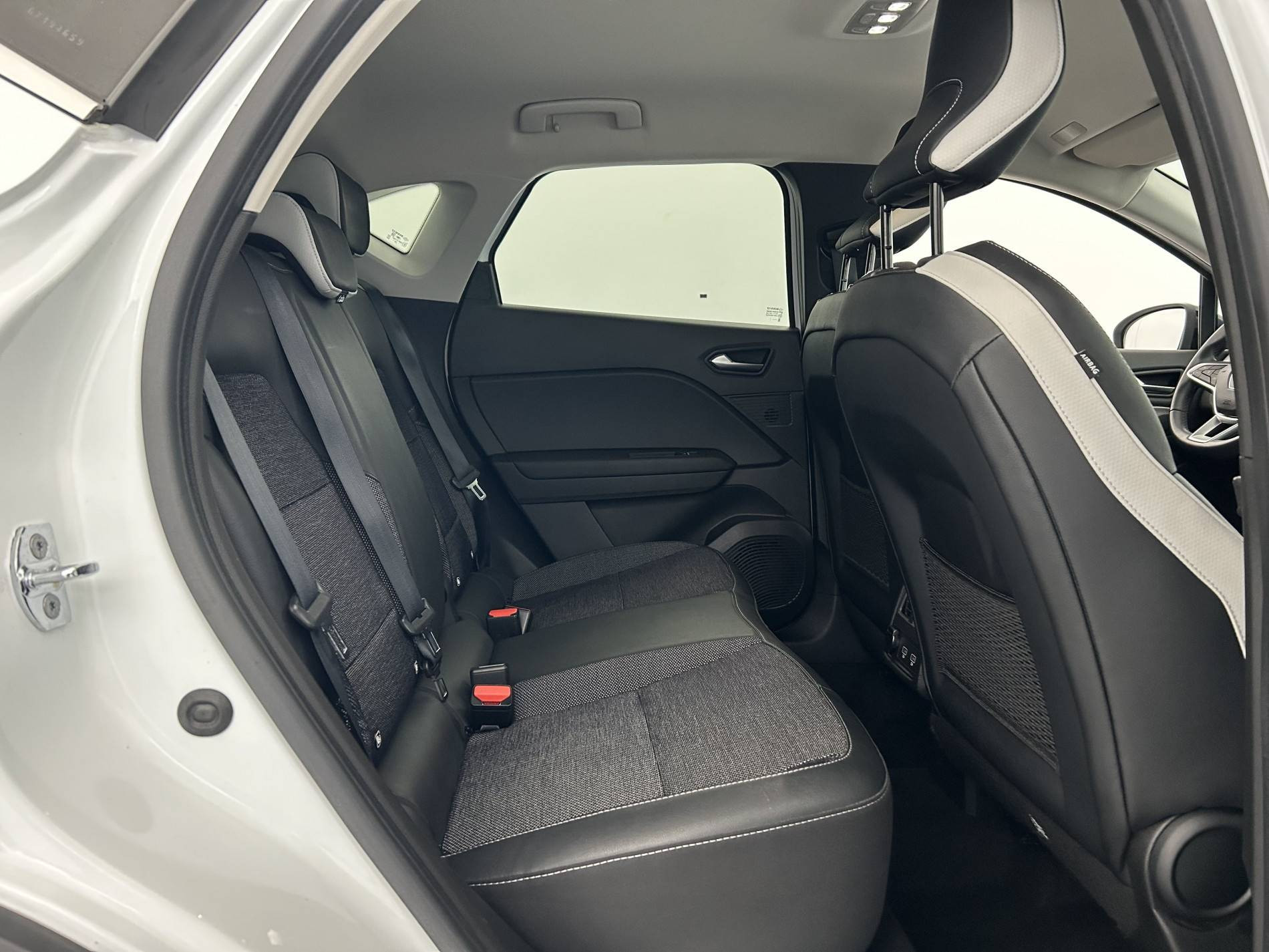 Vente en ligne Renault Captur  TCe 140 EDC au prix de 17 440 €