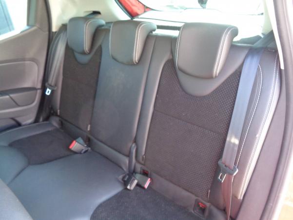 Vente en ligne Renault Clio 4 Clio TCe 90 E6C au prix de 11 990 €