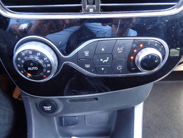 Vente en ligne Renault Clio 4 Clio TCe 90 E6C au prix de 11 990 €
