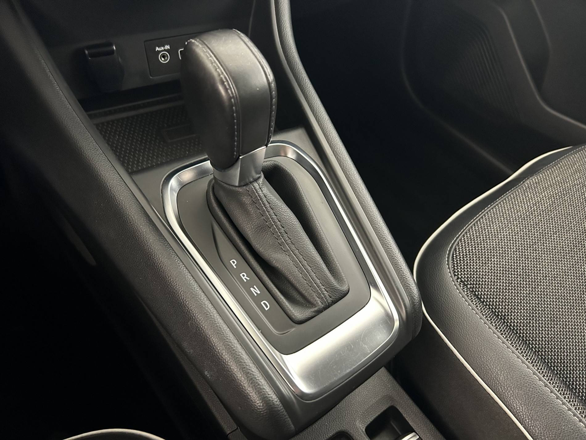 Vente en ligne Renault Captur  TCe 140 EDC au prix de 17 440 €