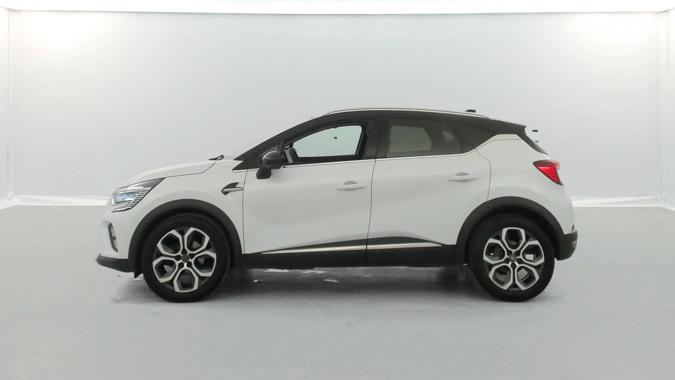 Vente en ligne Renault Captur  TCe 140 EDC au prix de 17 440 €
