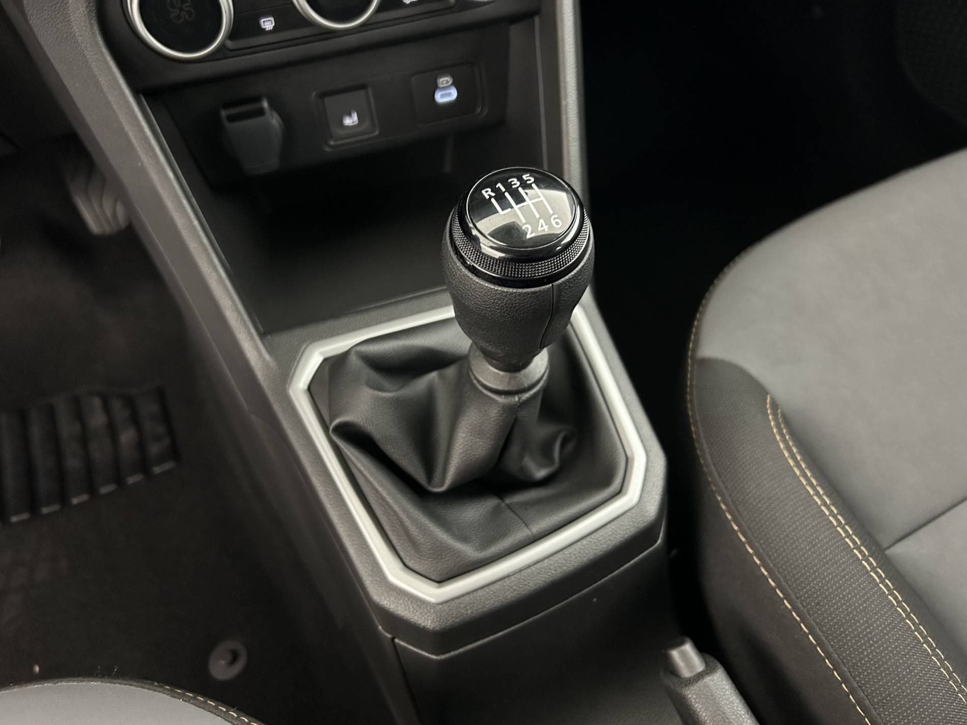 Vente en ligne Dacia Sandero 3  ECO-G 100 GSR2 au prix de 16 290 €