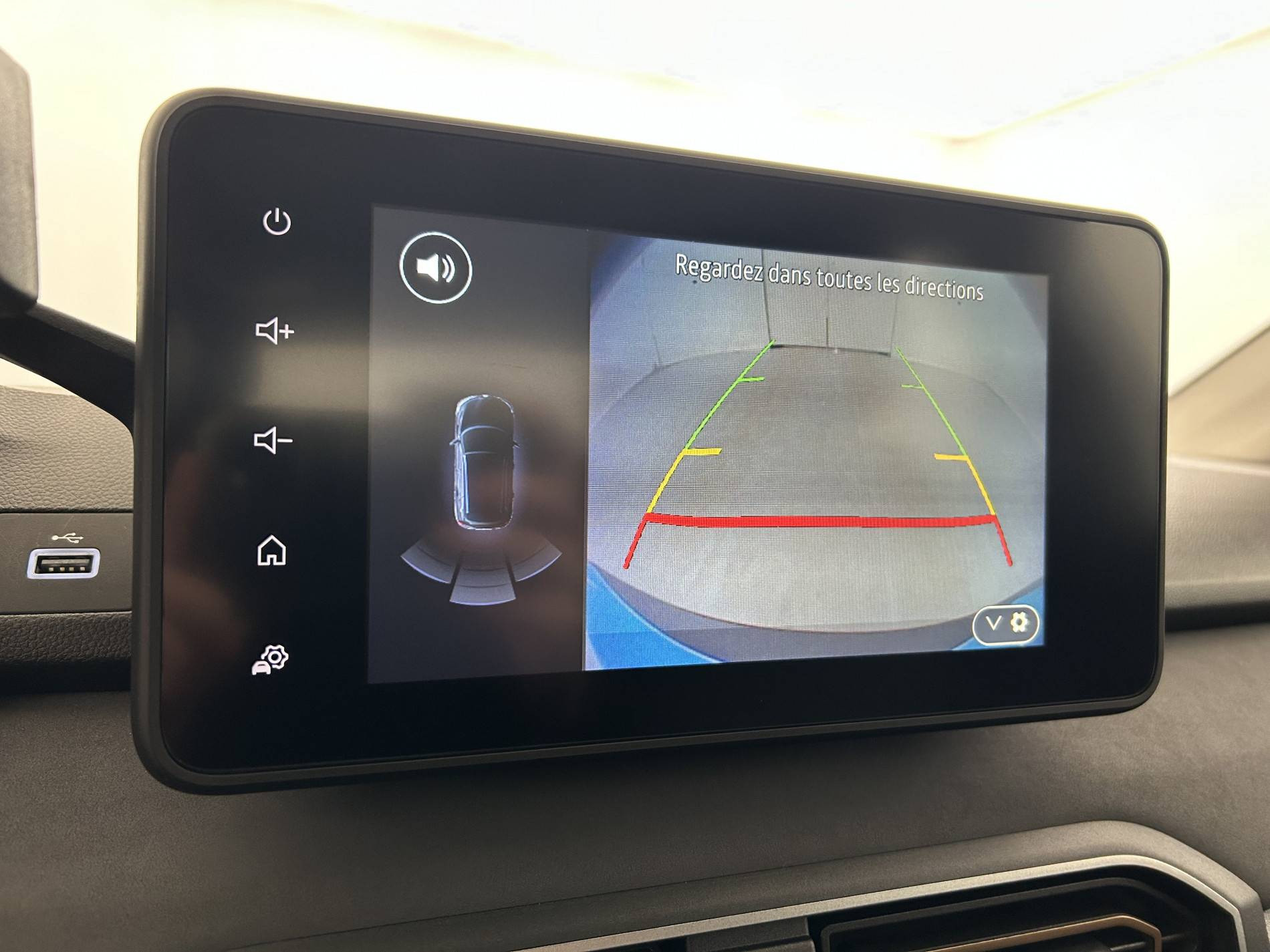 Vente en ligne Dacia Sandero 3  ECO-G 100 GSR2 au prix de 16 290 €