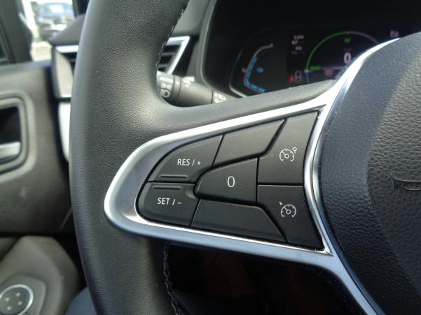 Vente en ligne Renault Clio 5 Clio E-Tech full hybrid 145 au prix de 18 990 €