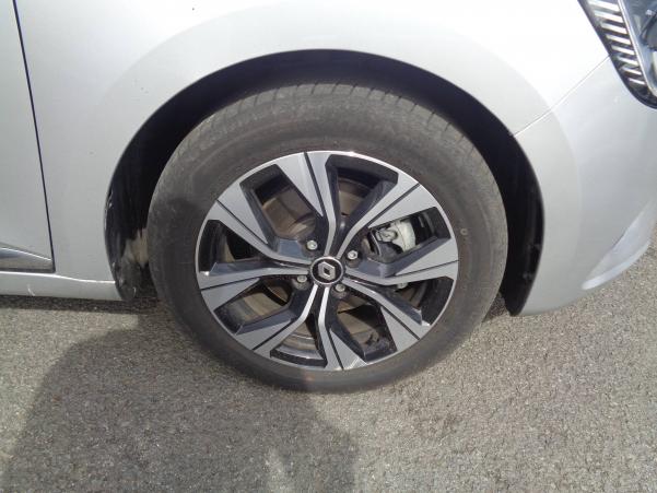 Vente en ligne Renault Clio 5 Clio E-Tech full hybrid 145 au prix de 18 990 €