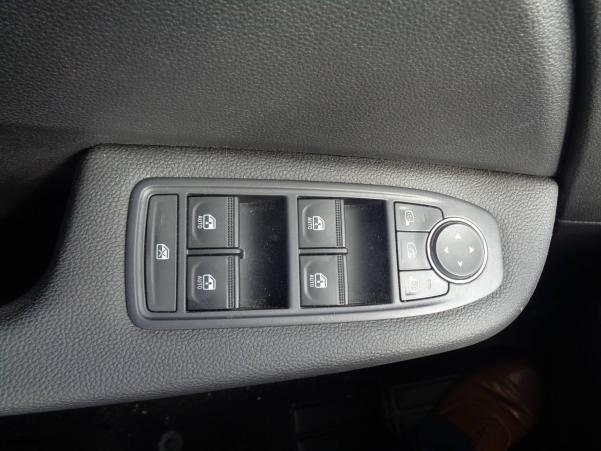 Vente en ligne Renault Clio 5 Clio E-Tech full hybrid 145 au prix de 18 990 €