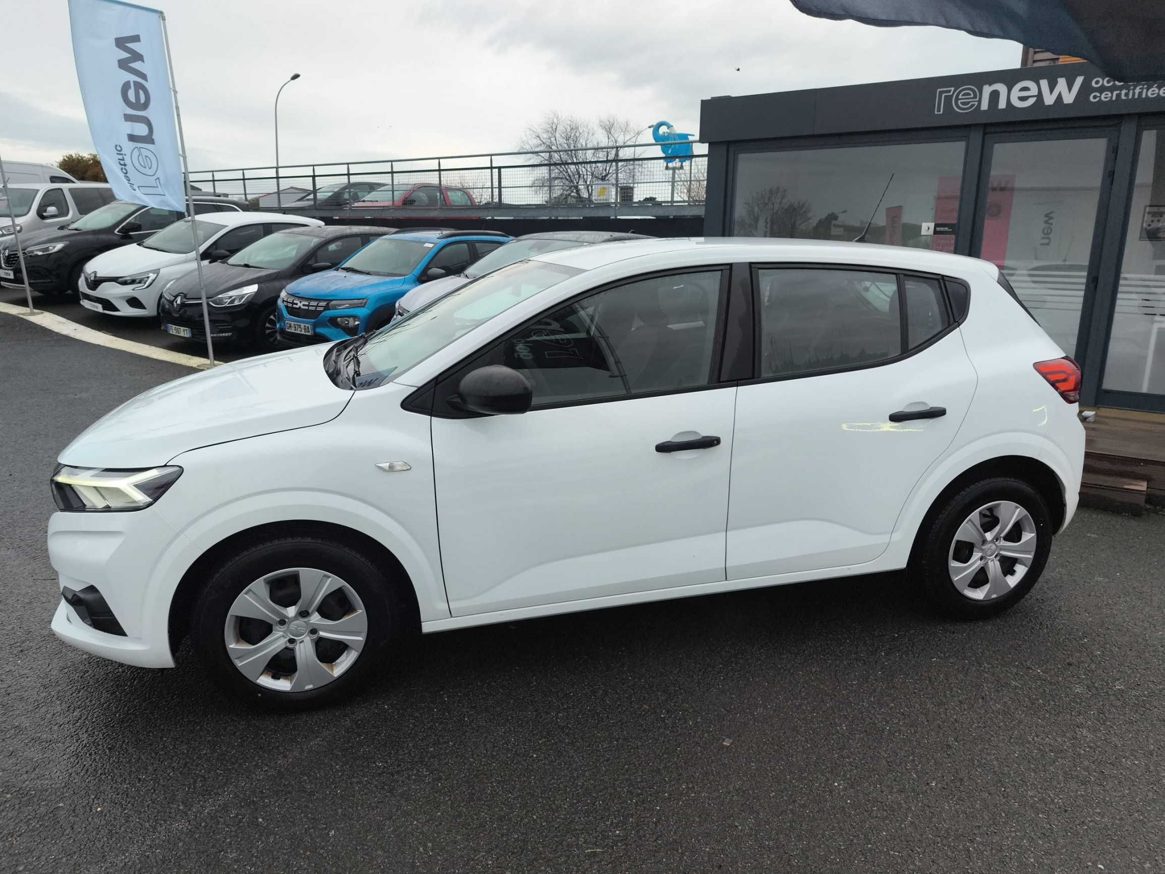 Vente en ligne Dacia Sandero 3  SCe 65 au prix de 11 290 €