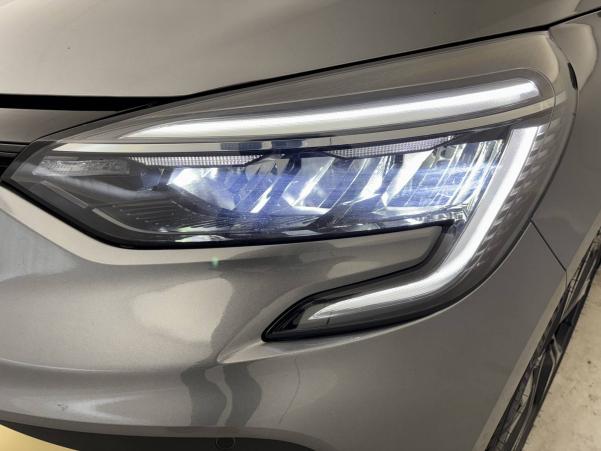Vente en ligne Renault Clio 5 Clio E-Tech full hybrid 145 au prix de 20 890 €