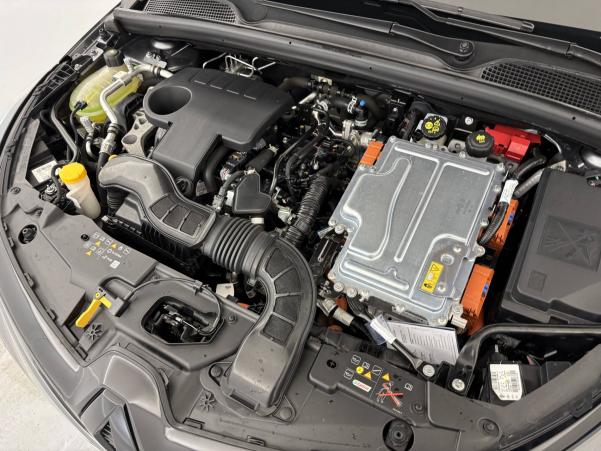 Vente en ligne Renault Clio 5 Clio E-Tech full hybrid 145 au prix de 20 890 €