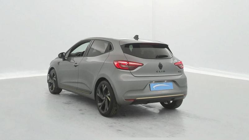 Vente en ligne Renault Clio 5 Clio E-Tech full hybrid 145 au prix de 20 890 €