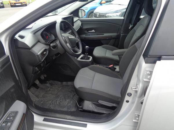 Vente en ligne Dacia Sandero  ECO-G 100 au prix de 17 390 €