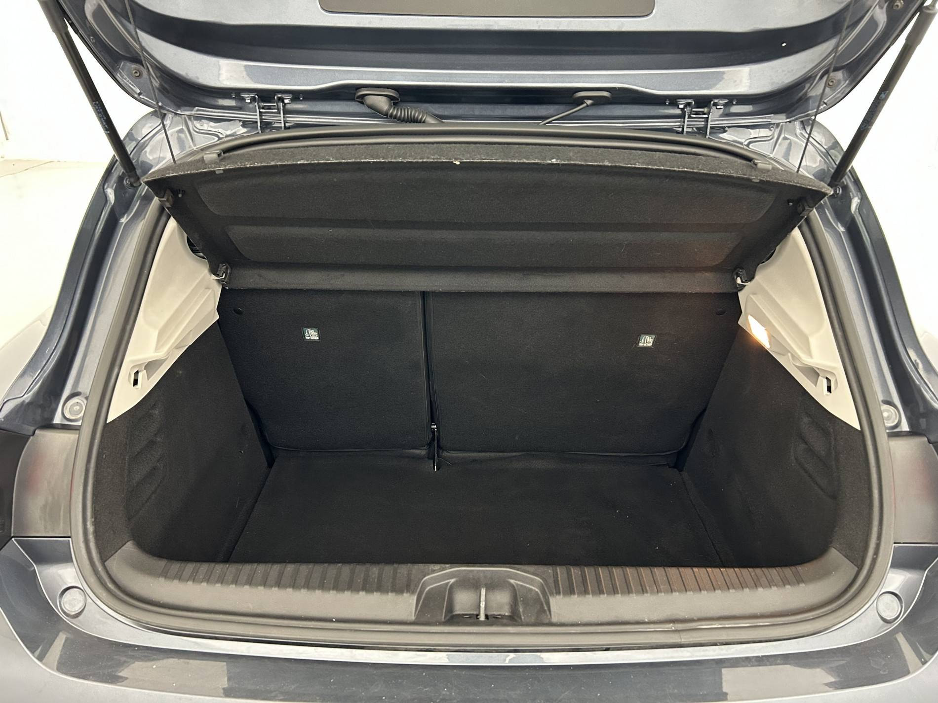 Vente en ligne Renault Clio 5 Clio TCe 90 - 21 au prix de 12 990 €